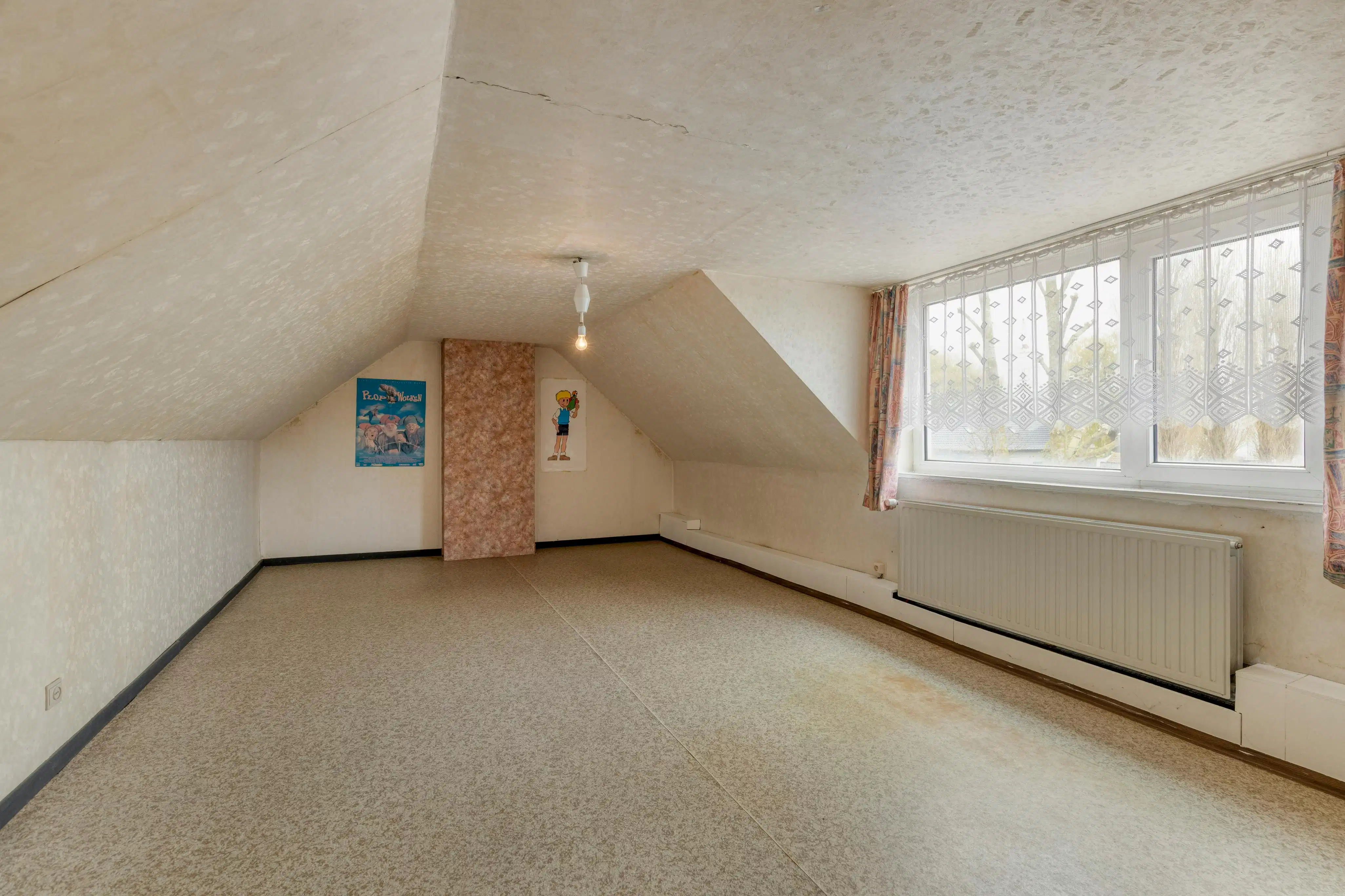 Woning met 4 slaapkamers op een perceel van 1087m² foto 14
