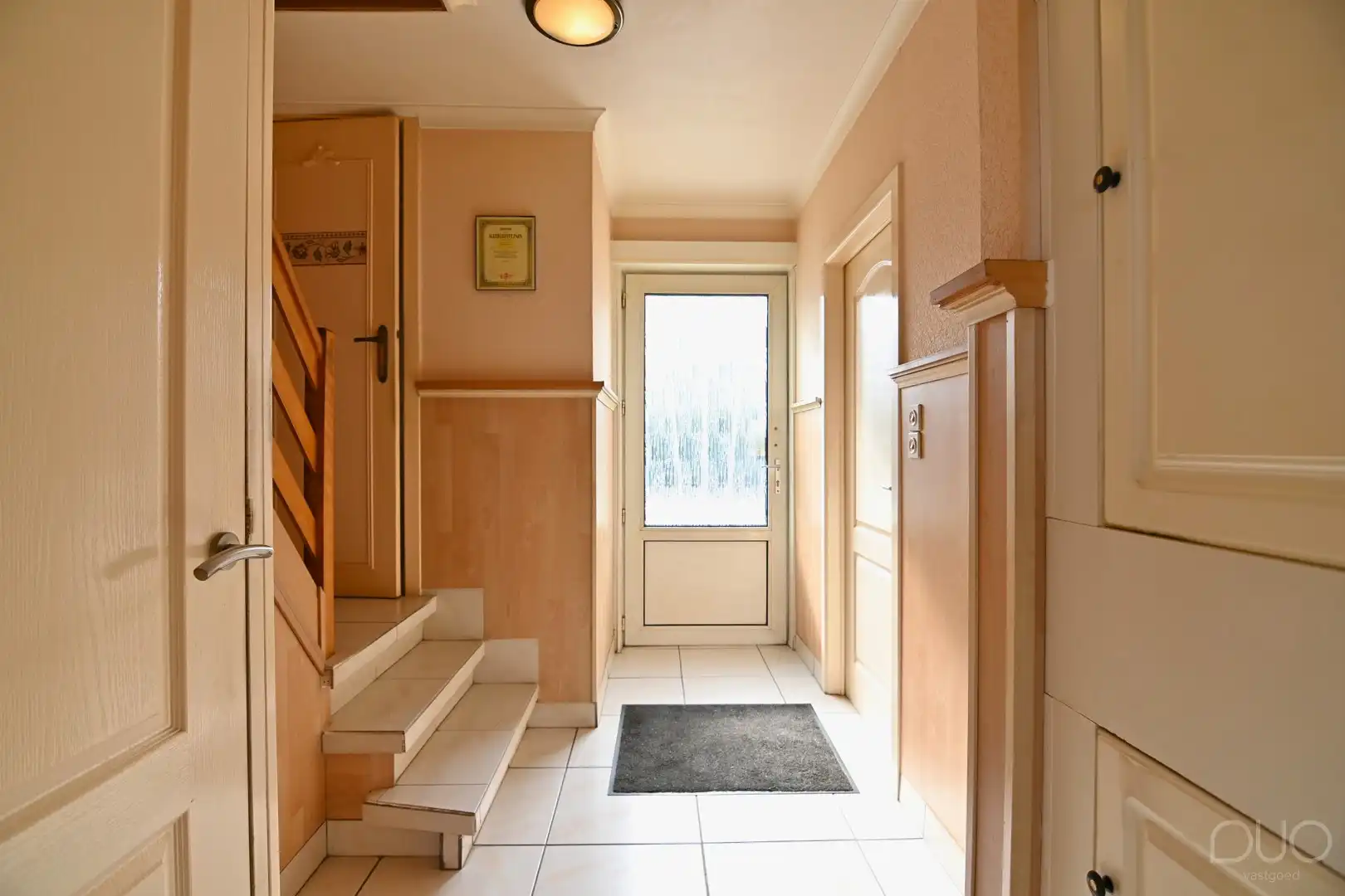 Woning met veel potentieel in een rustige woonwijk in Sint-Truiden foto 4