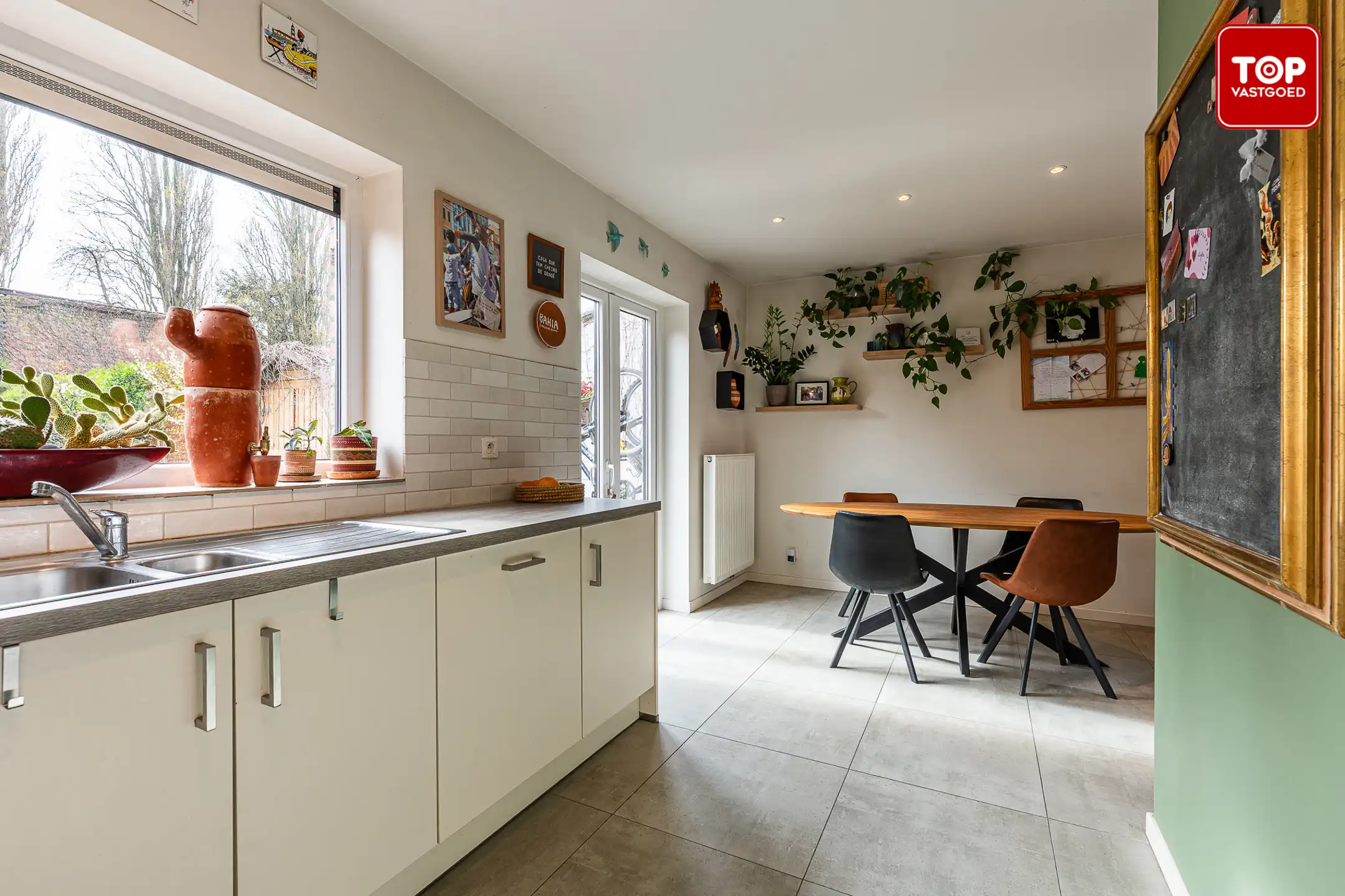 Energiezuinige woning met tuin en garage op gunstige locatie foto 5