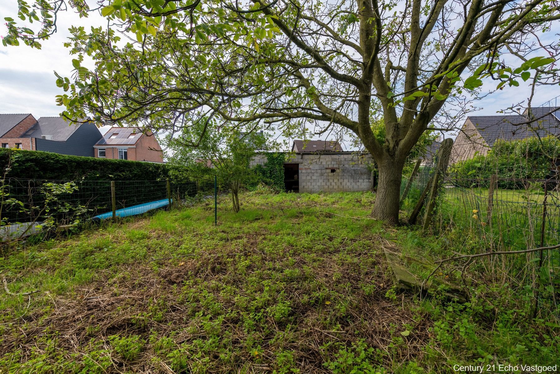 Karakterwoning met hal, garages, parking, tuin op ca 898m² foto 24