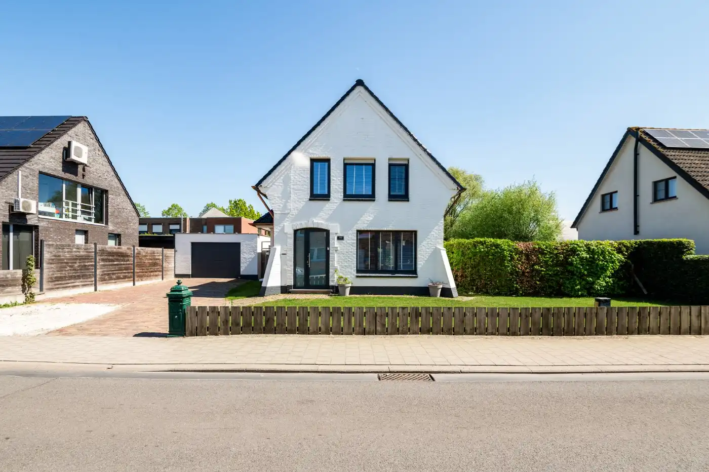 Instapklare, vrijstaande woning met 2 slpk., tuin en garage foto 25