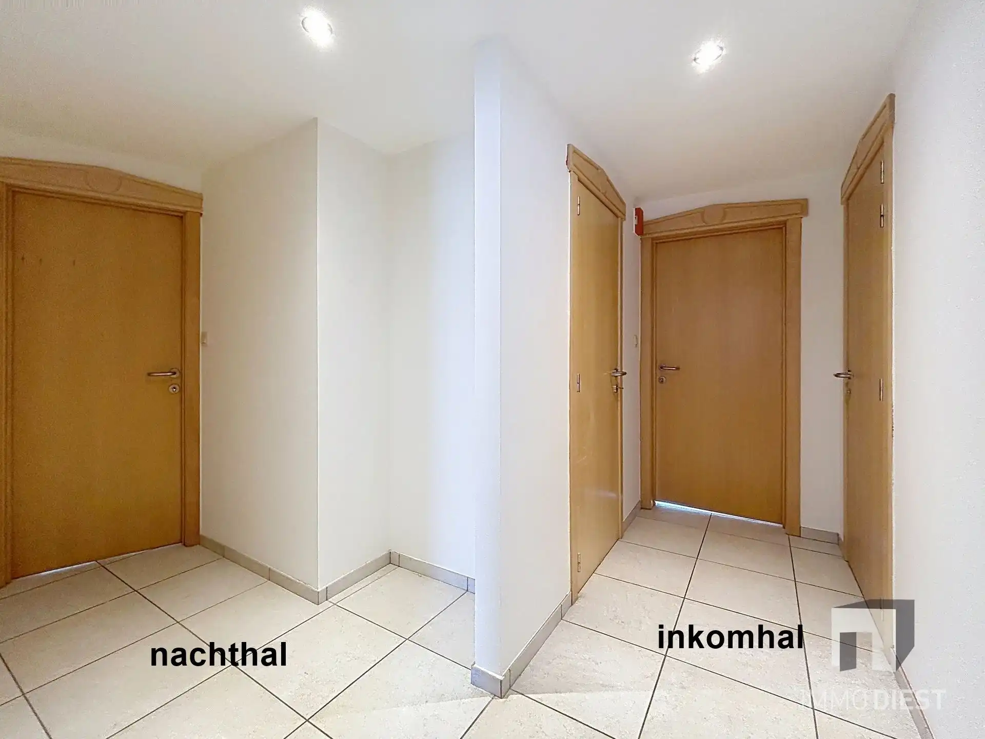 Ruimtelijk duplexappartement met karakter, badend in licht op gunstige ligging in het hart van Zichem. foto 24