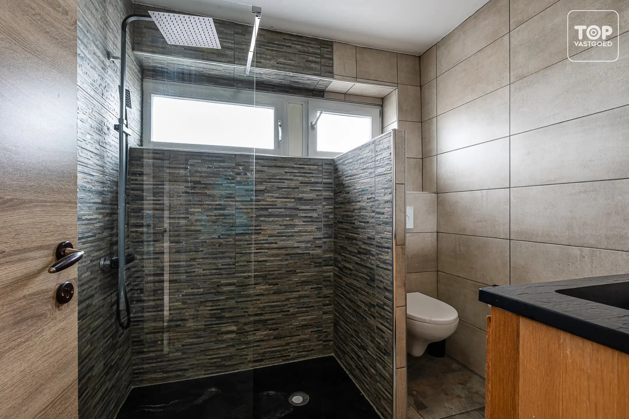 Instapklare woning met tuin vlakbij het Voorhavenpark. foto 38
