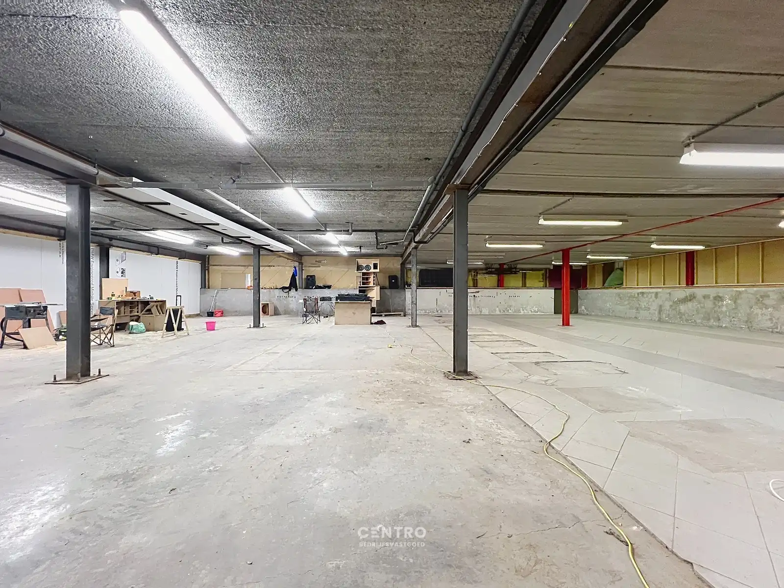 Multifunctioneel bedrijfsgebouw op een perceel van 10.321 m² te Kuurne! foto 38