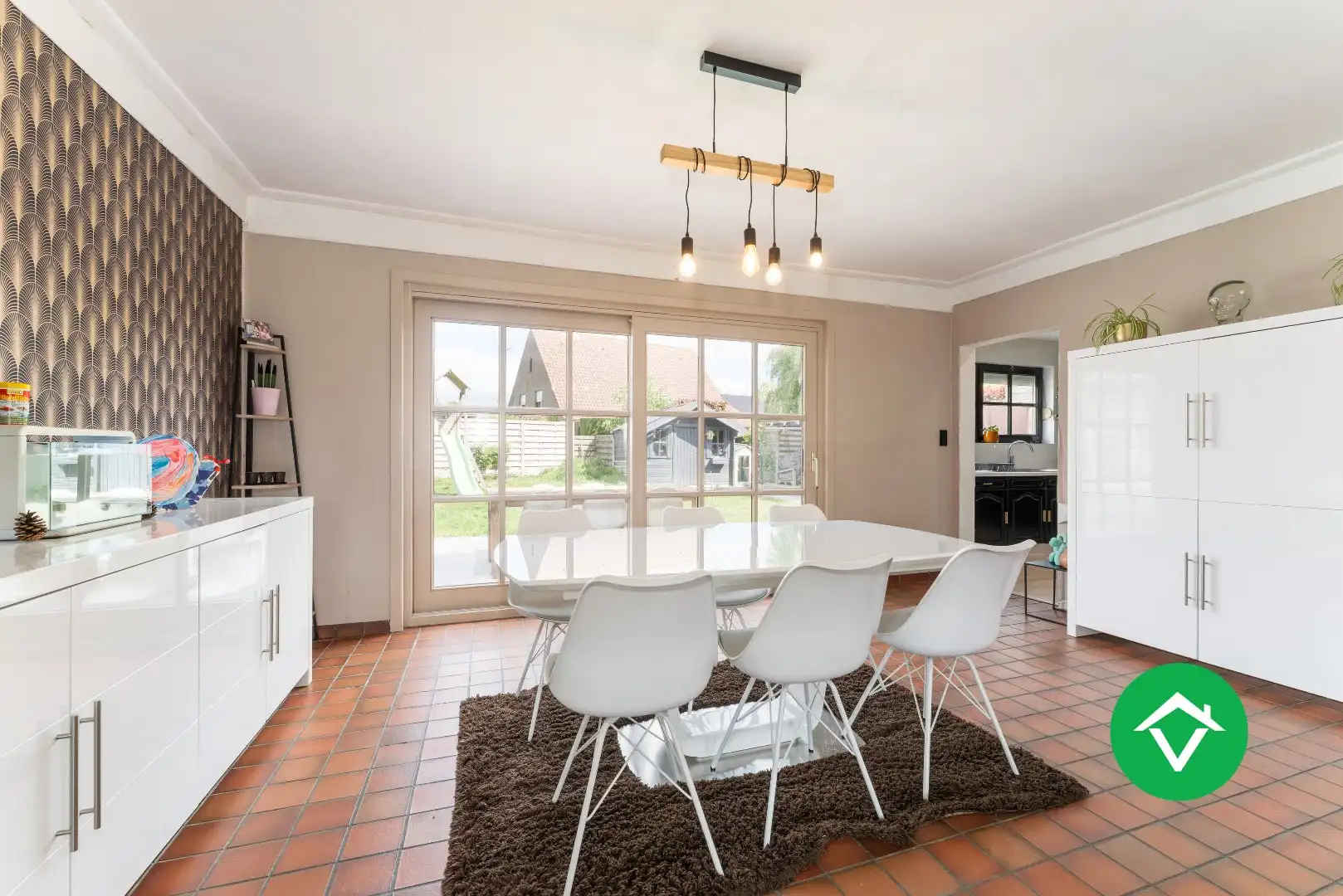 Landelijke gezinswoning met rustige ligging, 3 slaapkamers en een inpandige garage foto 8