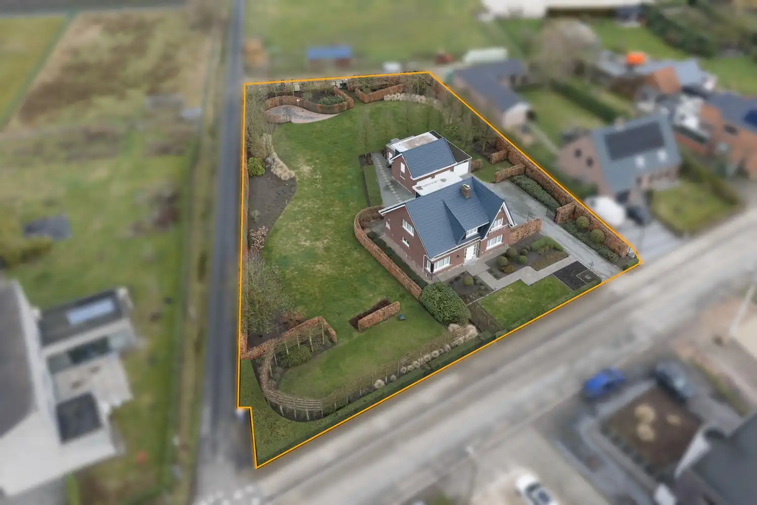 Hoofdfoto van de publicatie: Landelijke woning met 4 slpkrs en tuin op perceel van 2935 m² te Putte