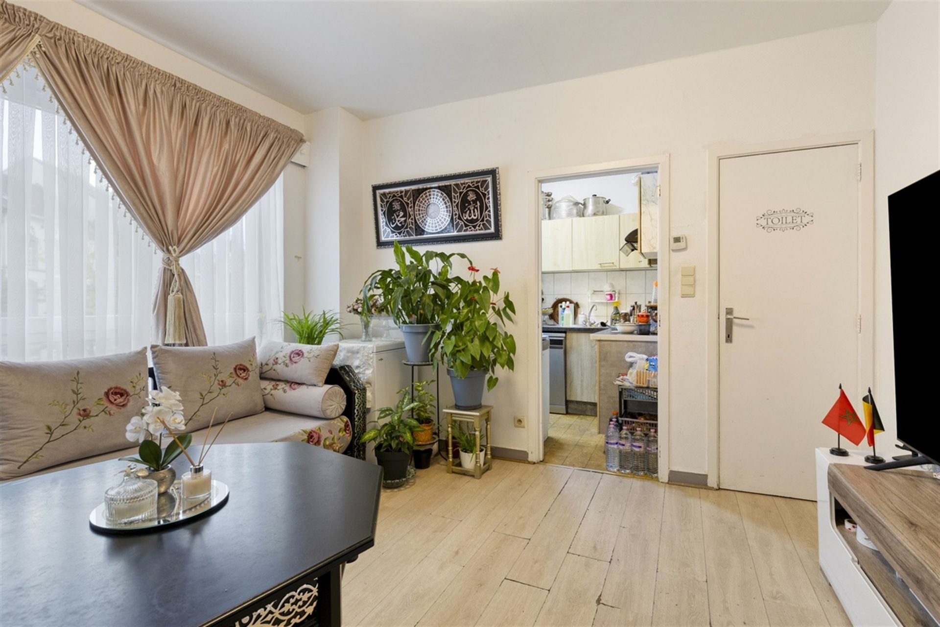 Opbrengsteigendom te koop te Laken.



 foto 12