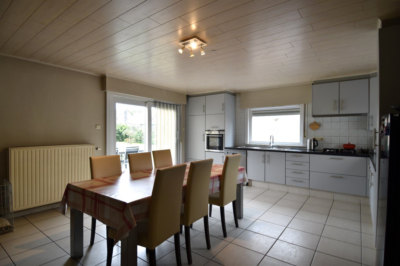 Halfopen bebouwing met 3 slaapkamers, tuin en garage te koop in doodlopende straat te Wevelgem foto 15