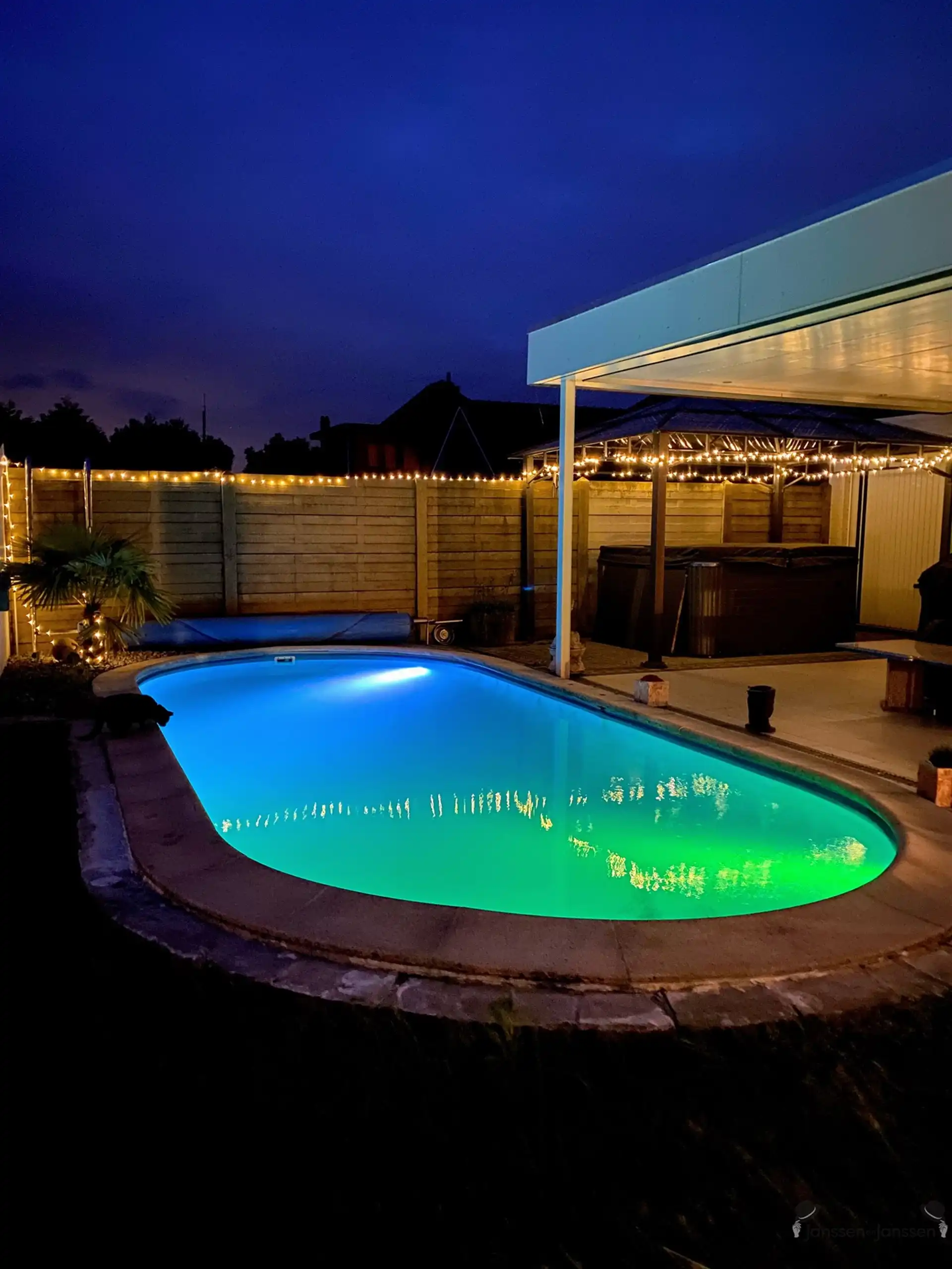 Sfeervolle villa met 5 slaapkamers, zwembad, veranda en uniek verhuurpotentieel  foto 37