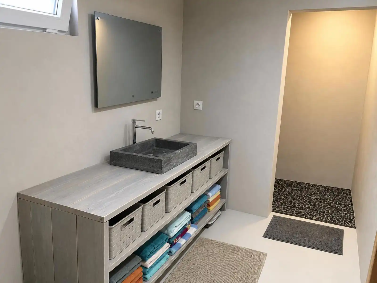 Ruime woning met bijgebouw en uitzicht op het Drongengoed foto 12