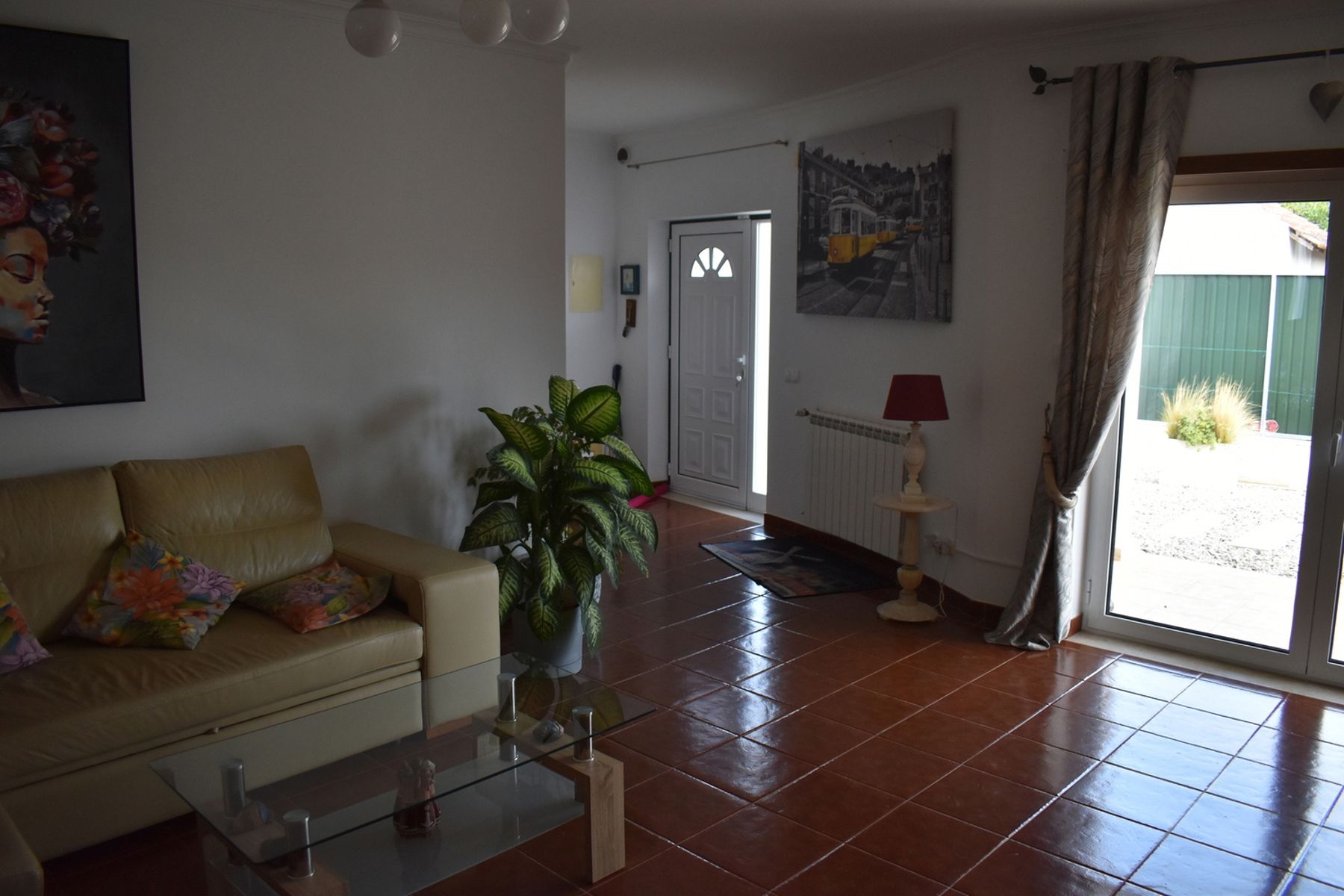 Sfeervolle instapklare woning met 3 Slaapkamers, 2 Badkamers foto 5