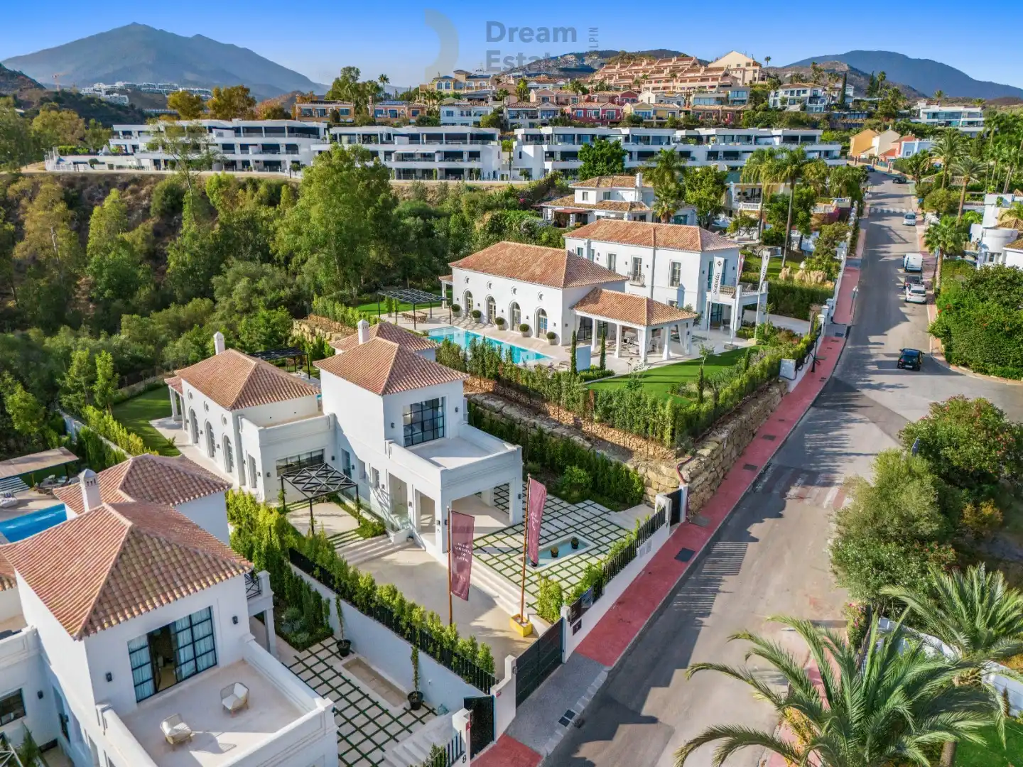 Schitterende nieuwe villa gelegen te La Cerquila, Nueva Andalucía, Marbella. foto 39