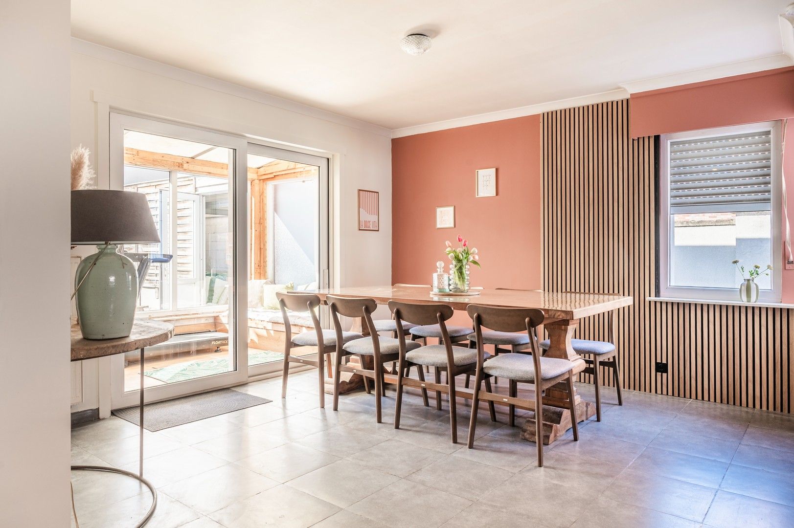 Instapklare woning met magazijn foto 7