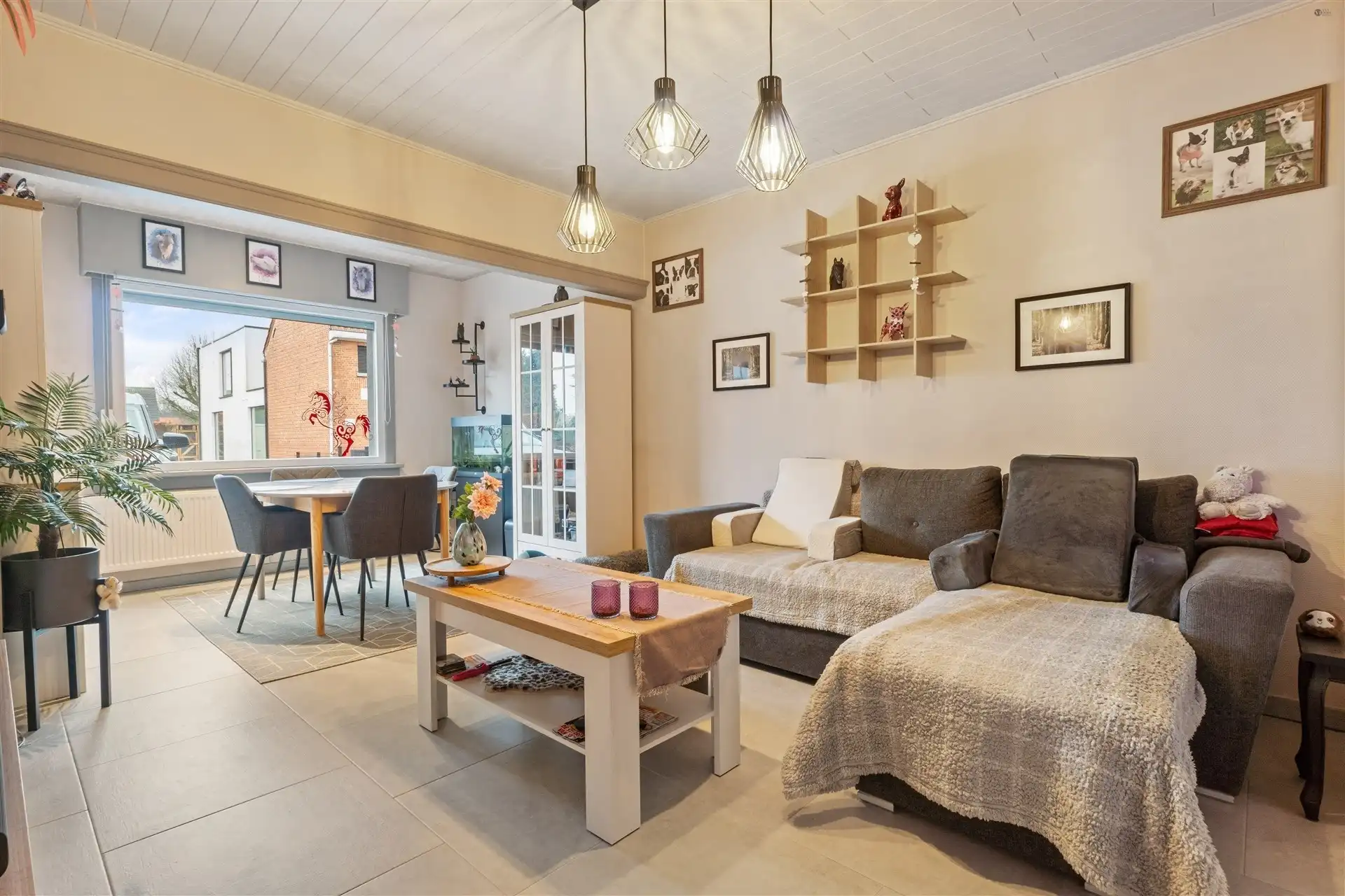 Toffe gerenoveerde open bebouwing foto {{pictureIndex}}