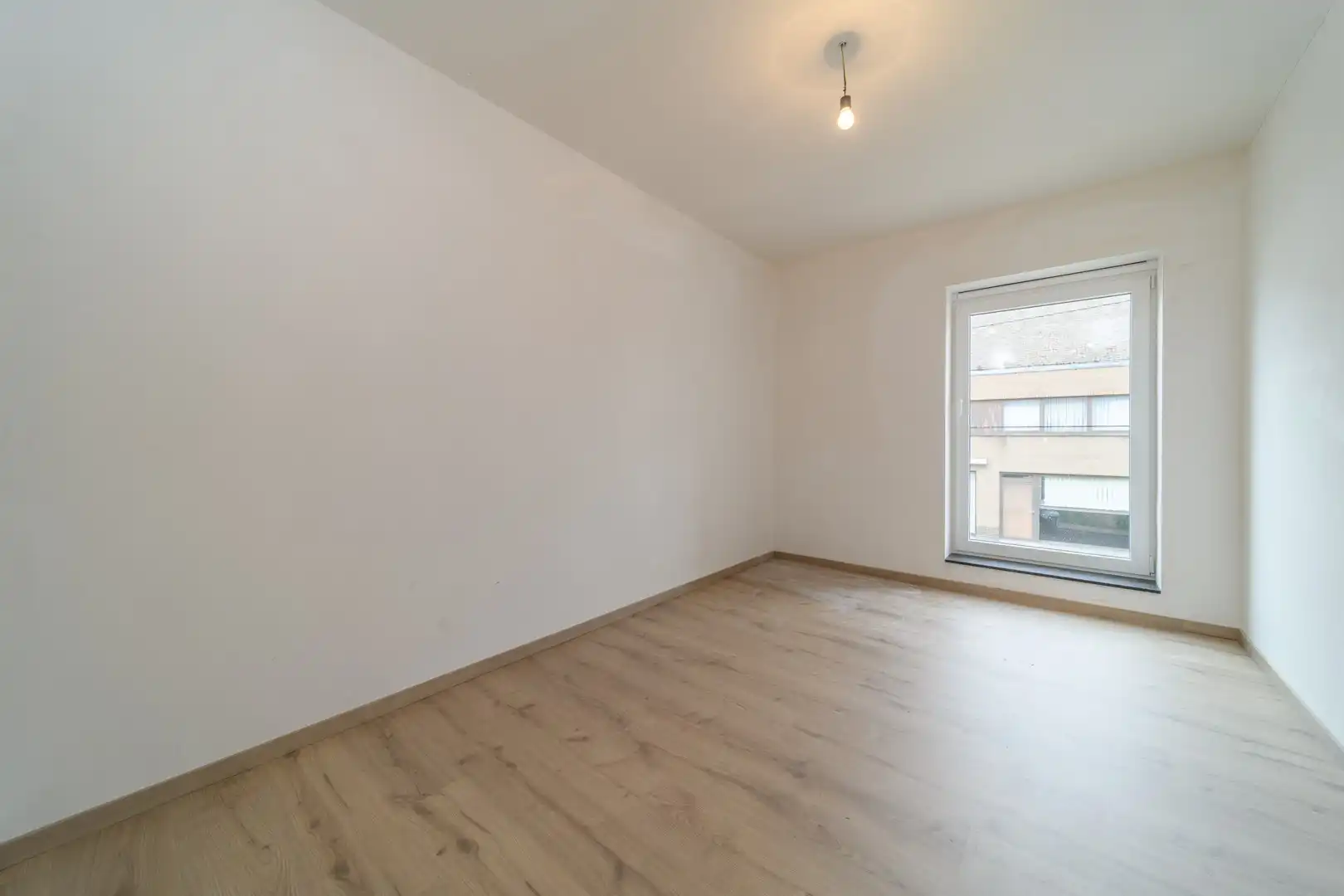 Gesloten nieuwbouwwoning nabij het dorpscentrum Haaltert foto 16