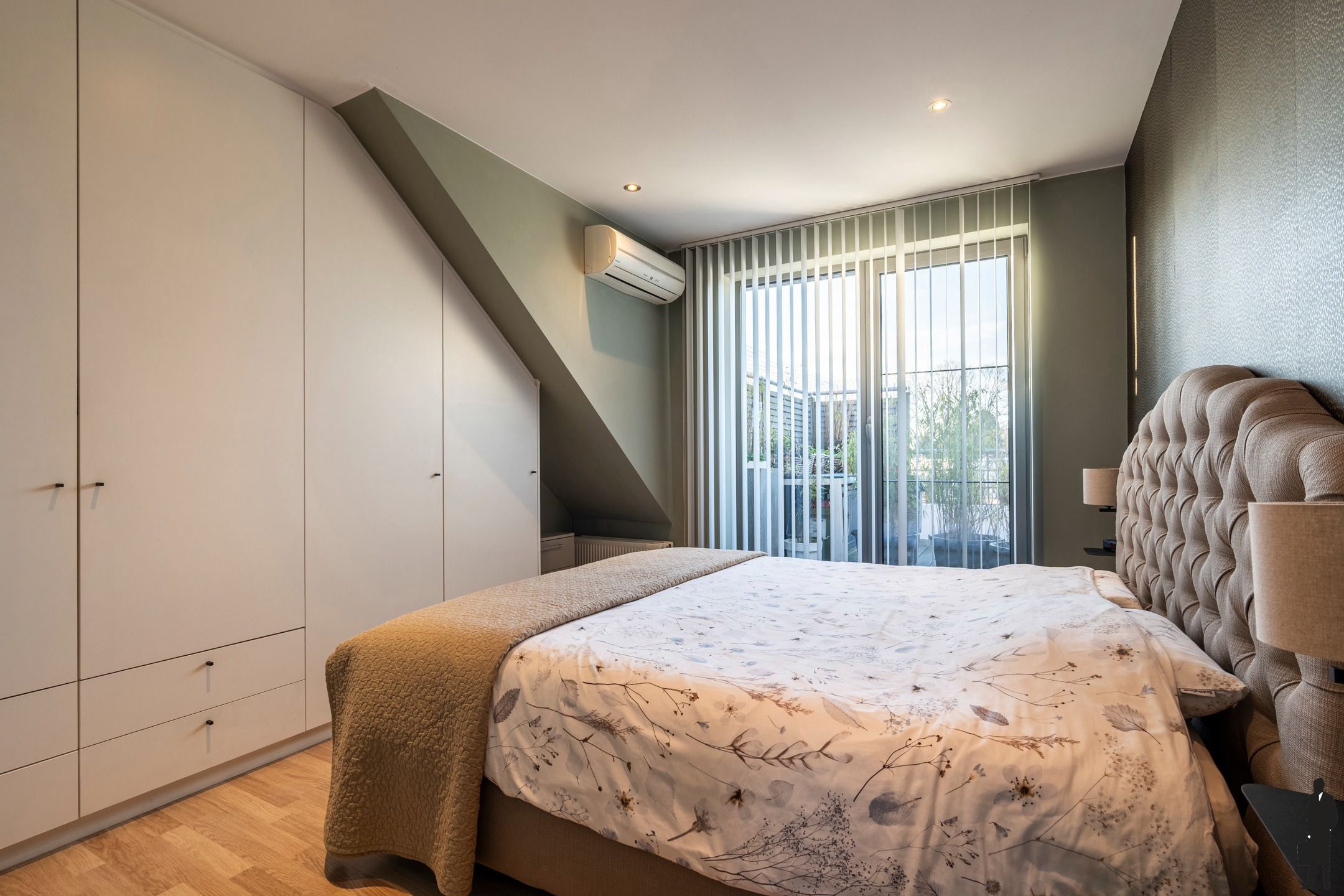 Instapklaar penthouse met zonnig royaal dakterras ! foto 10