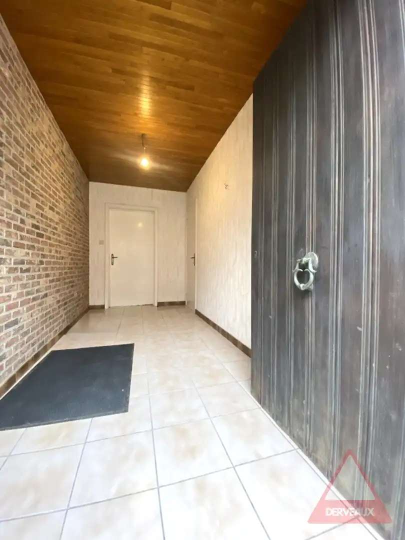 Zonnebeke – Charmante woning op centrale ligging nabij park en voorzieningen foto 2