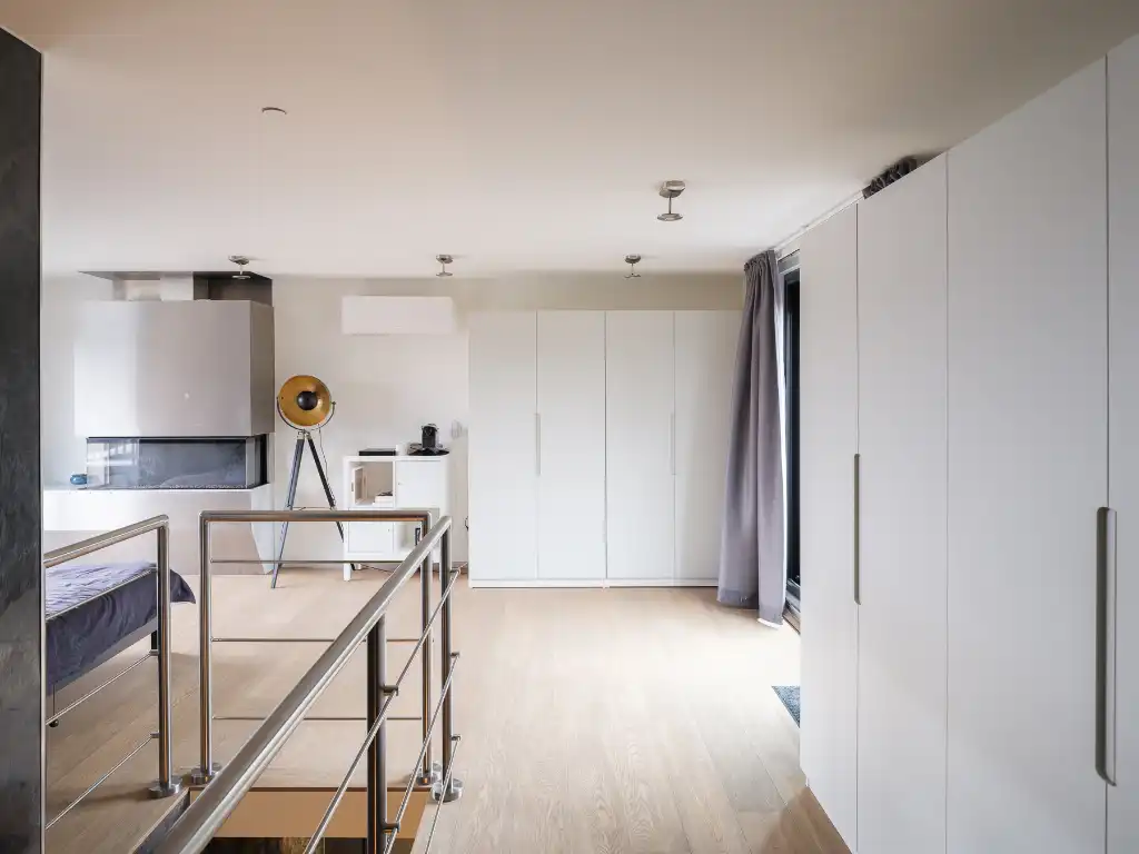 Ruim en lichtrijk duplexappartement met 2 slaapkamers, meerdere terrassen en staanplaats aan Ter Platen foto 17