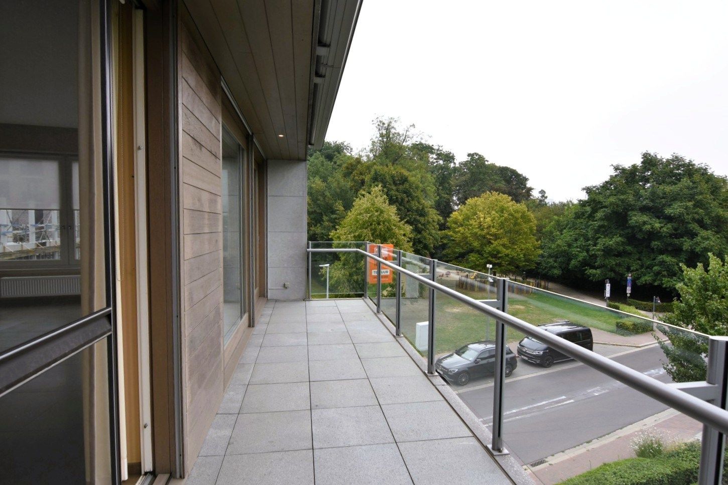 Luxe hoekappartement aan stadspark foto 3
