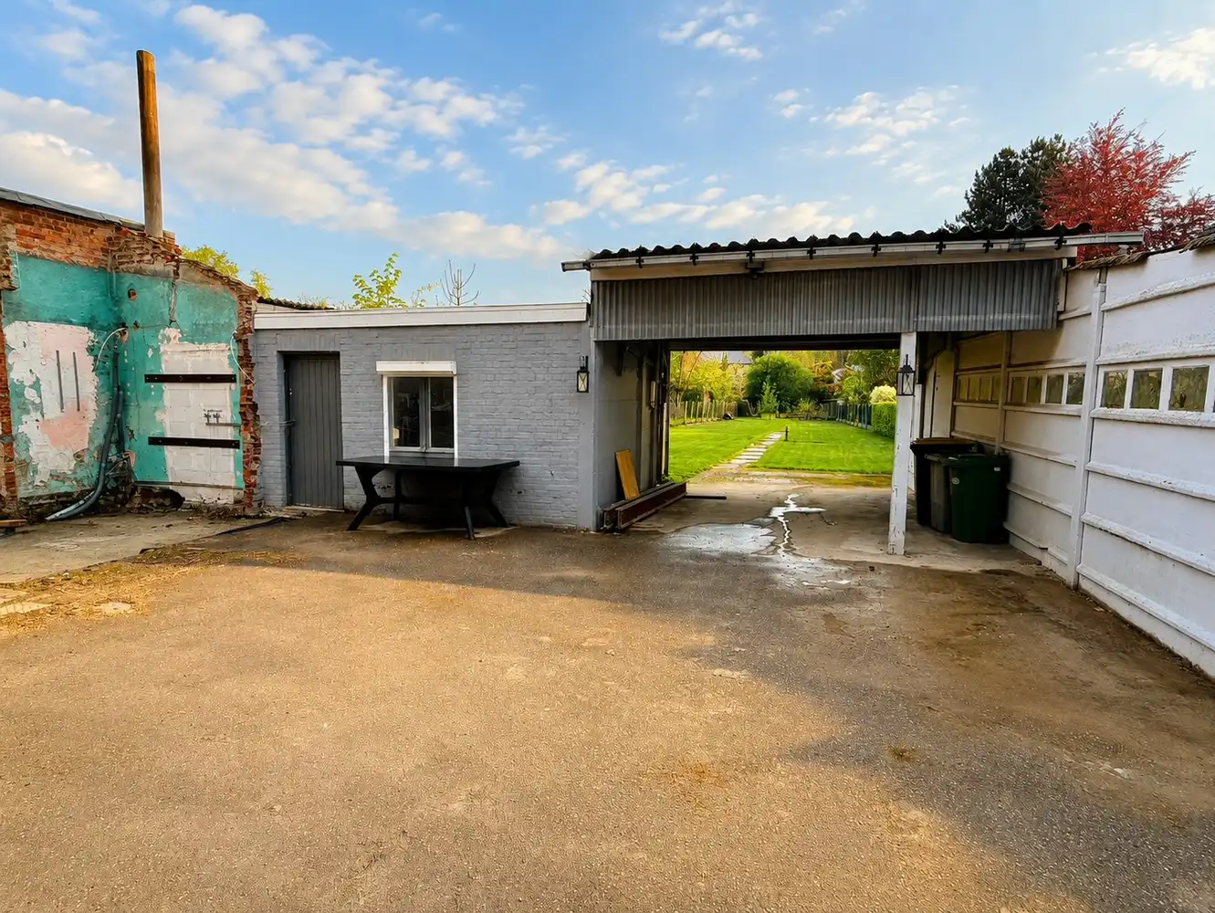 Ruime halfopen woning met sterke basis op perceel van 11a65ca foto 16