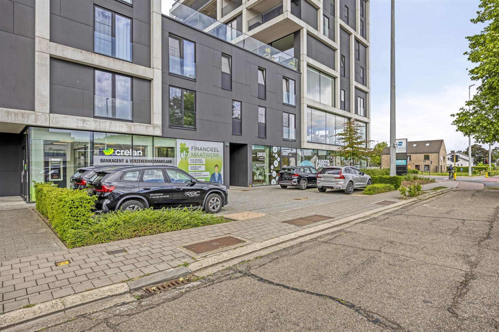 TE HUUR: strategisch gelegen kantoorruimte in Hasselt! foto 3