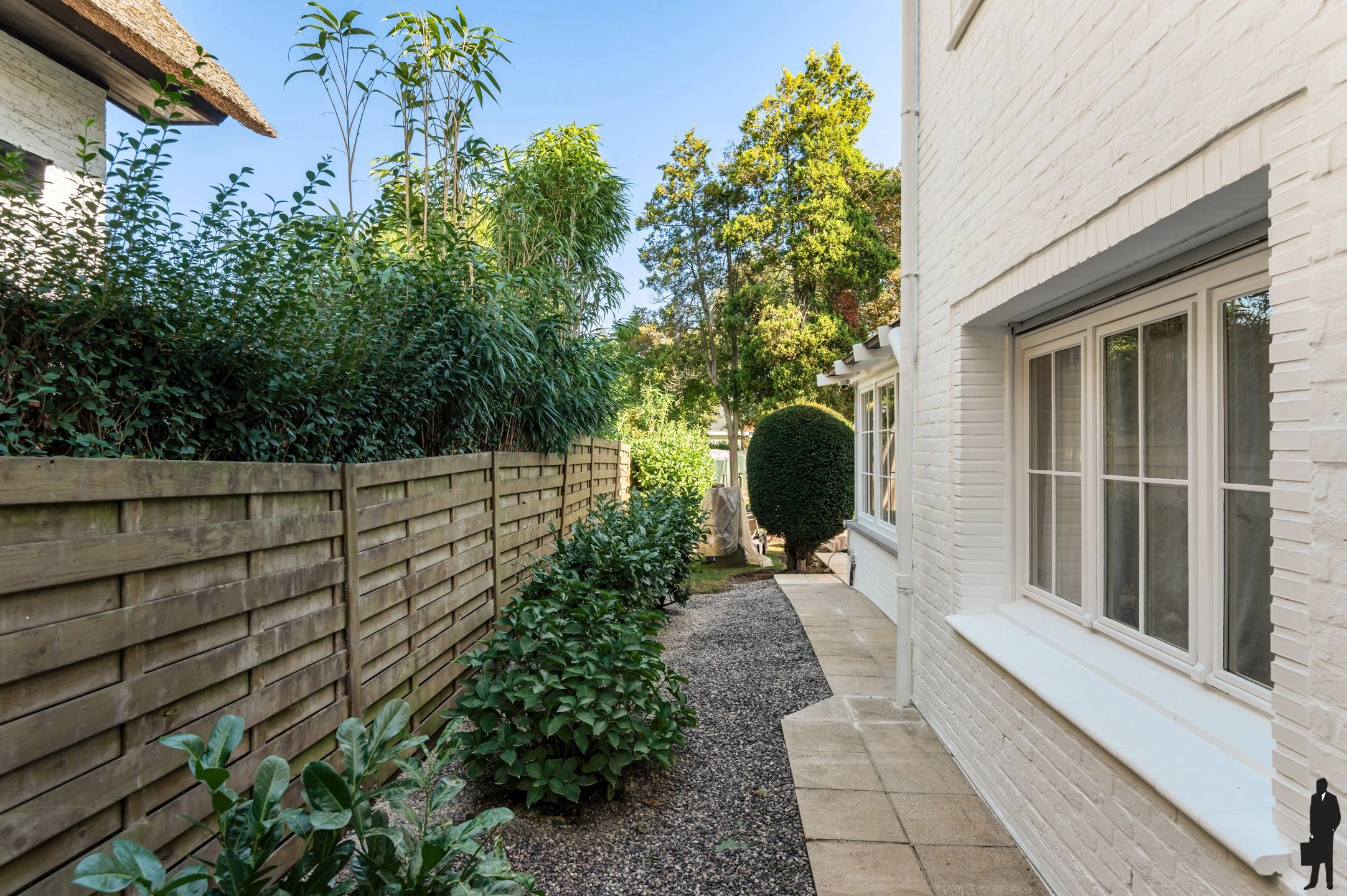 Welgelegen charmante villa met 3 slpks en bureau op GLVL foto 11