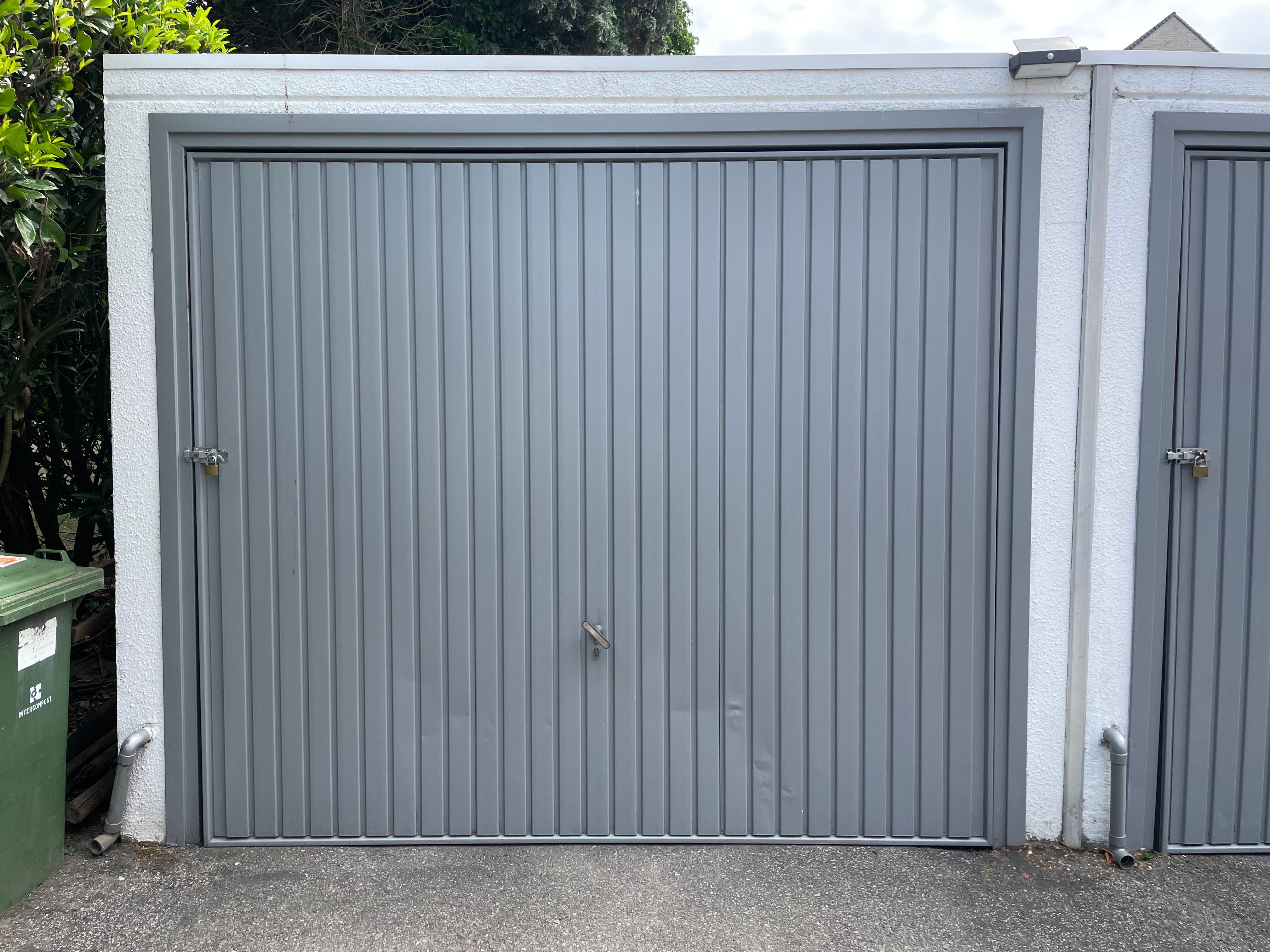 Gerenoveerd tweeslaapkamer appartement vlakbij stadscentrum met (mogelijkheid tot aankoop van) garagebox. foto 17