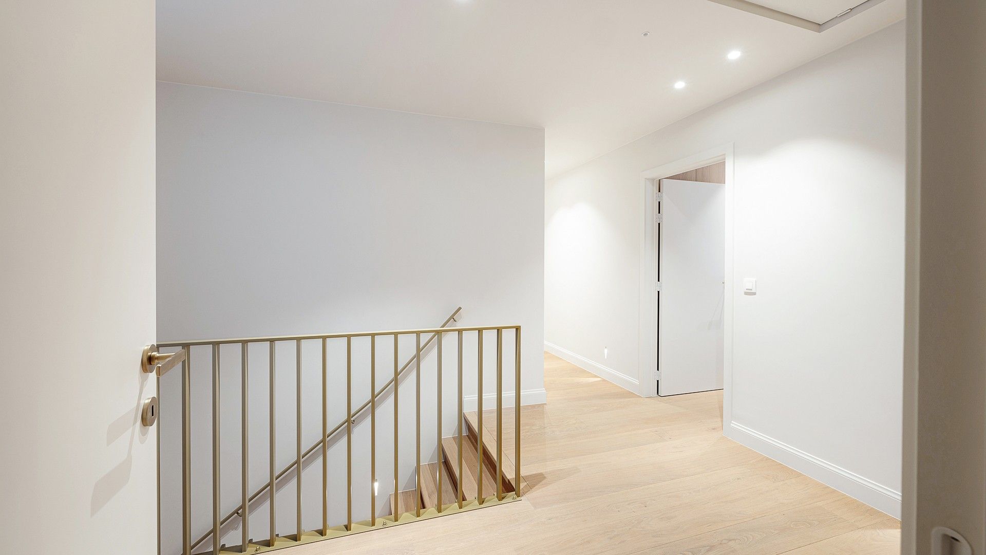 Luxueuze, alleenstaande villa in een residentiële wijk in Knokke met 5 slaapkamers. foto 23