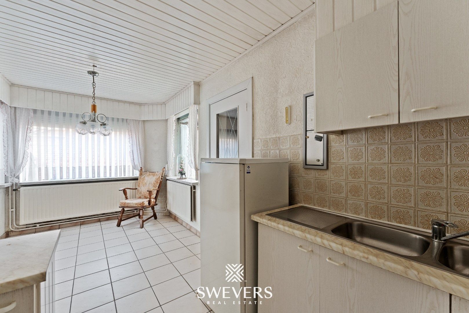 Ruimte en renovatiepotentieel in Tessenderlo-Ham foto 14