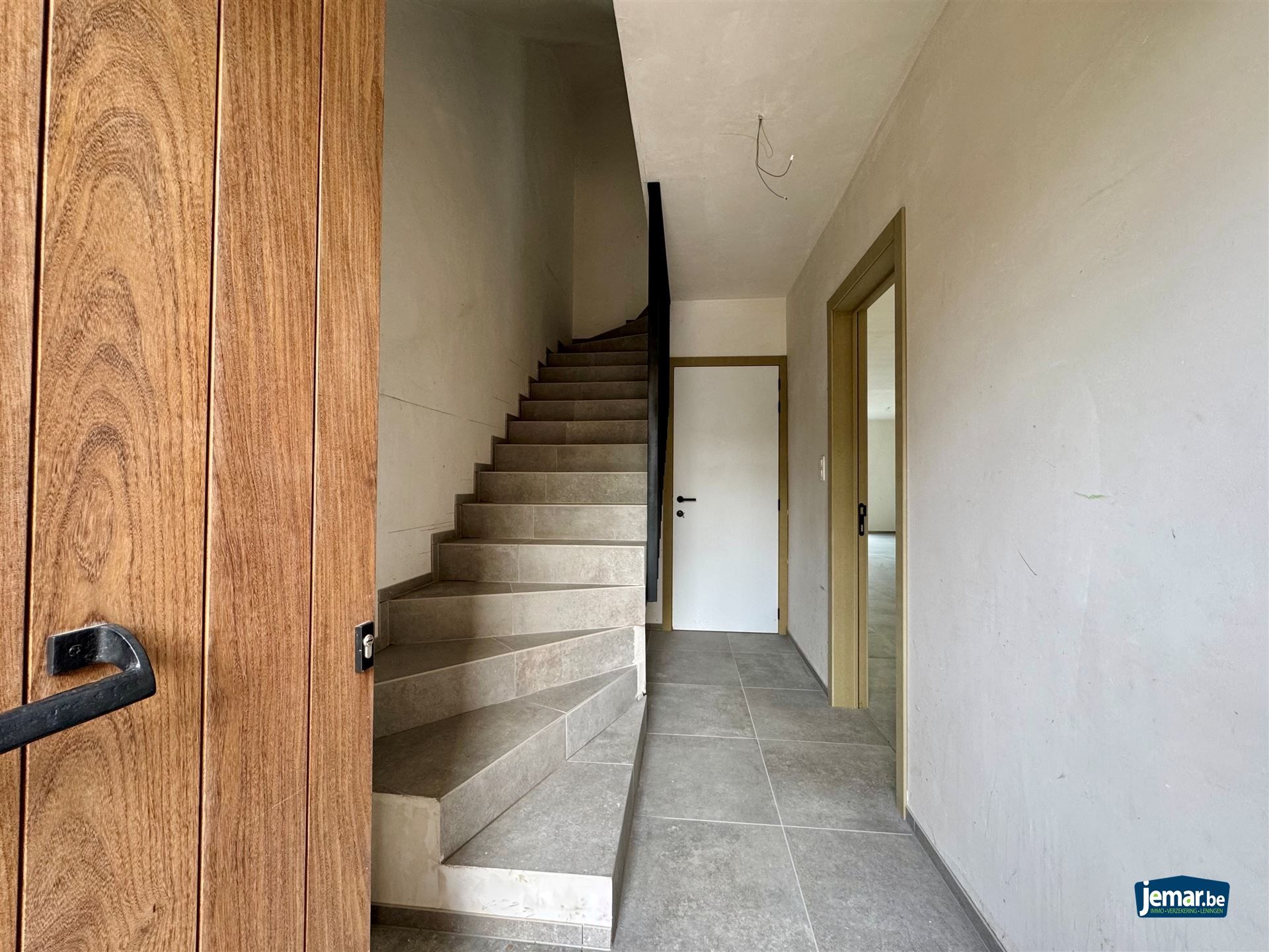 Nieuwbouwwoning BEN met 4 slpk, tuin en carport  foto 4