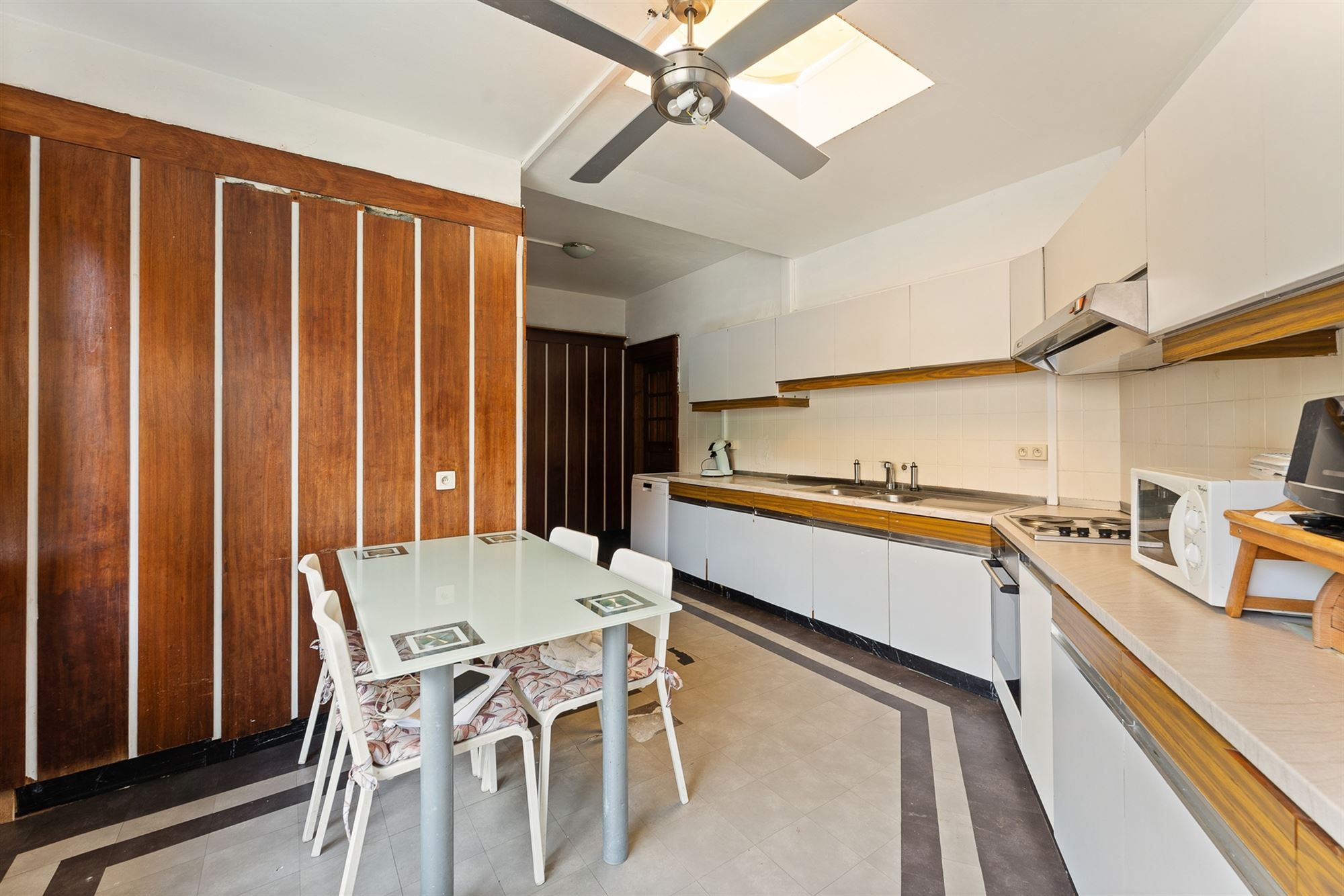 GERENOVEERDE WONING OP CENTRALE LIGGING foto 11