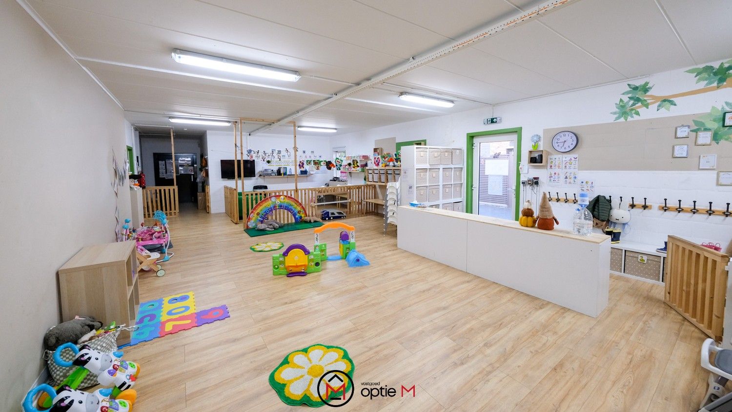 Investeringspand met handelsruimte en appartement in Merem Bilzen foto 32