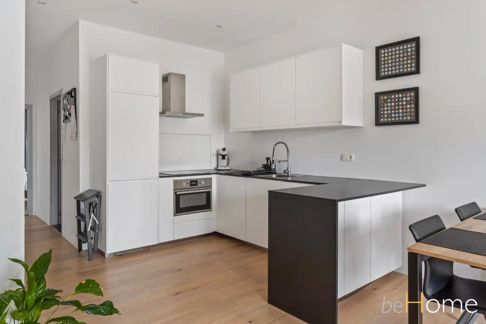 Op zoek naar een instapklaar appartement met karakter en moderne afwerking in Deurne? Welkom Home! foto 8