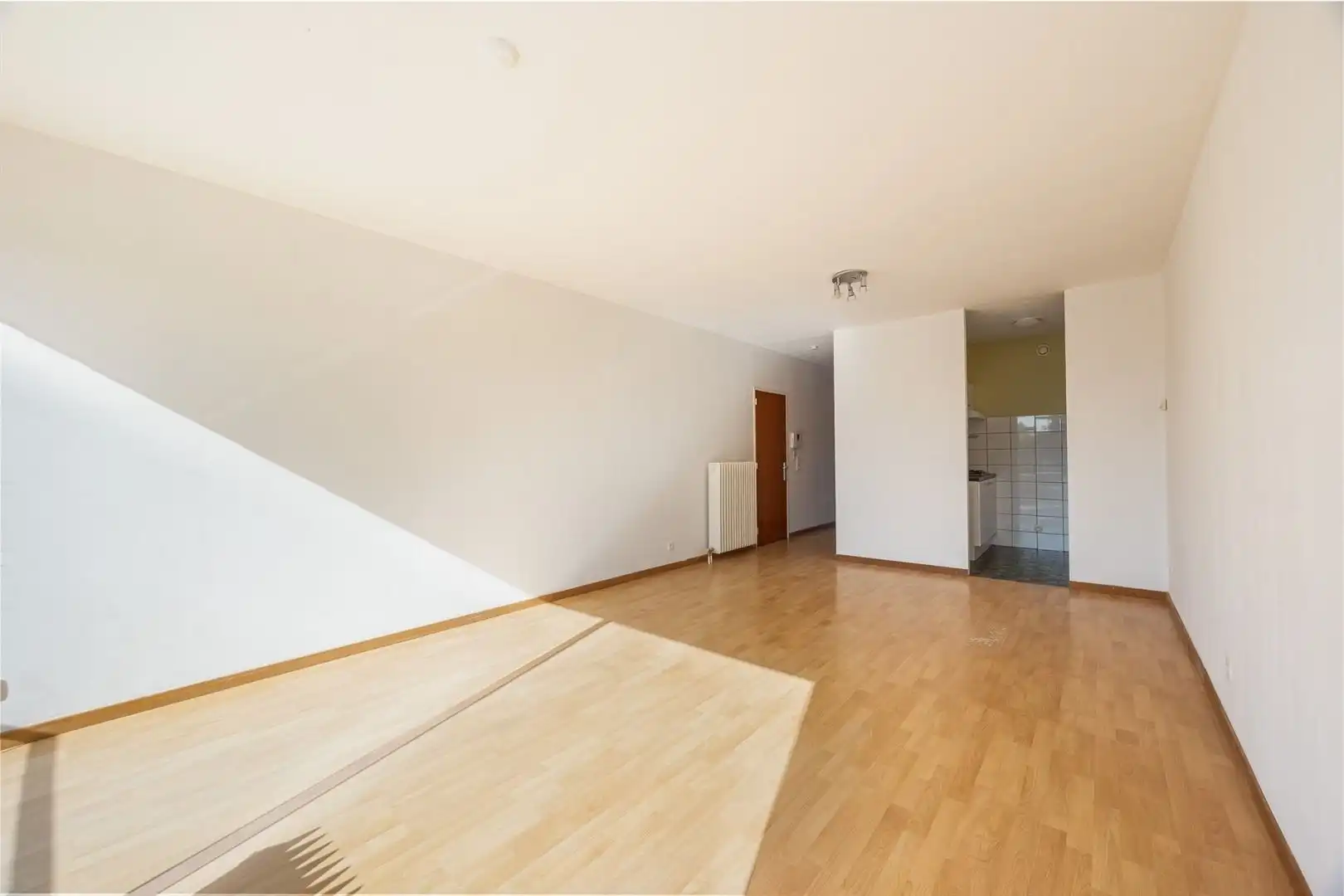 Groen, centraal, betaalbaar – 1-slaapkamer in bruisend Merksem foto 8