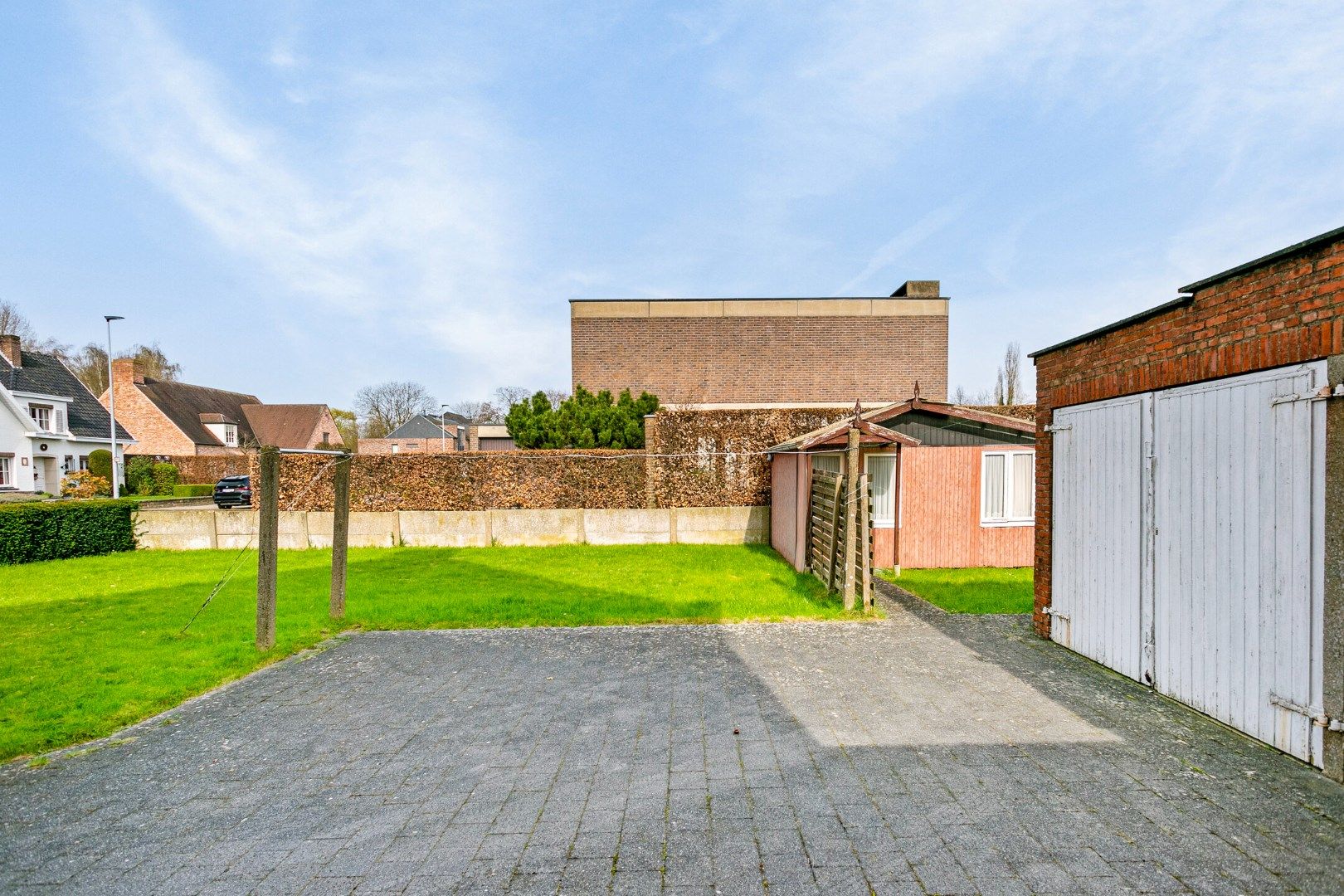 Op te frissen woning met 4 slpks op 417 m² in het centrum van Geel ! foto 2