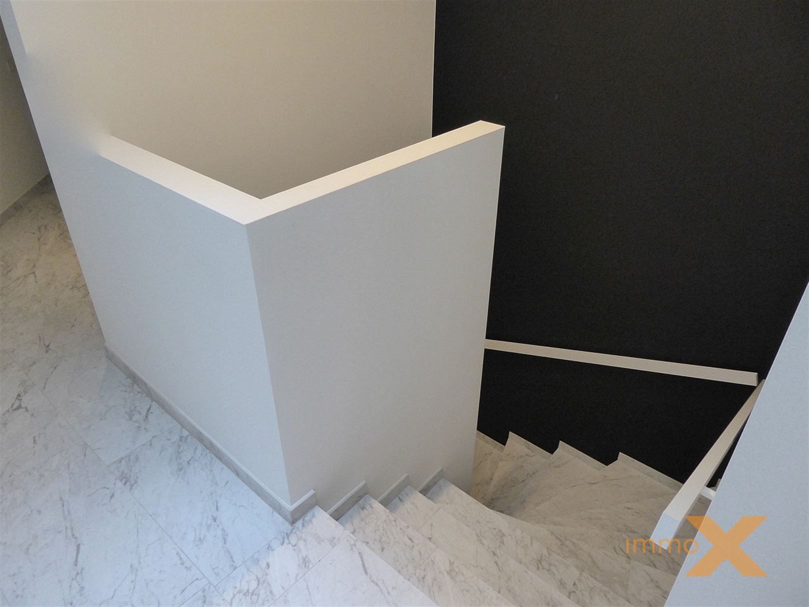 Lichtrijk appartement met prachtig waterzicht foto 18