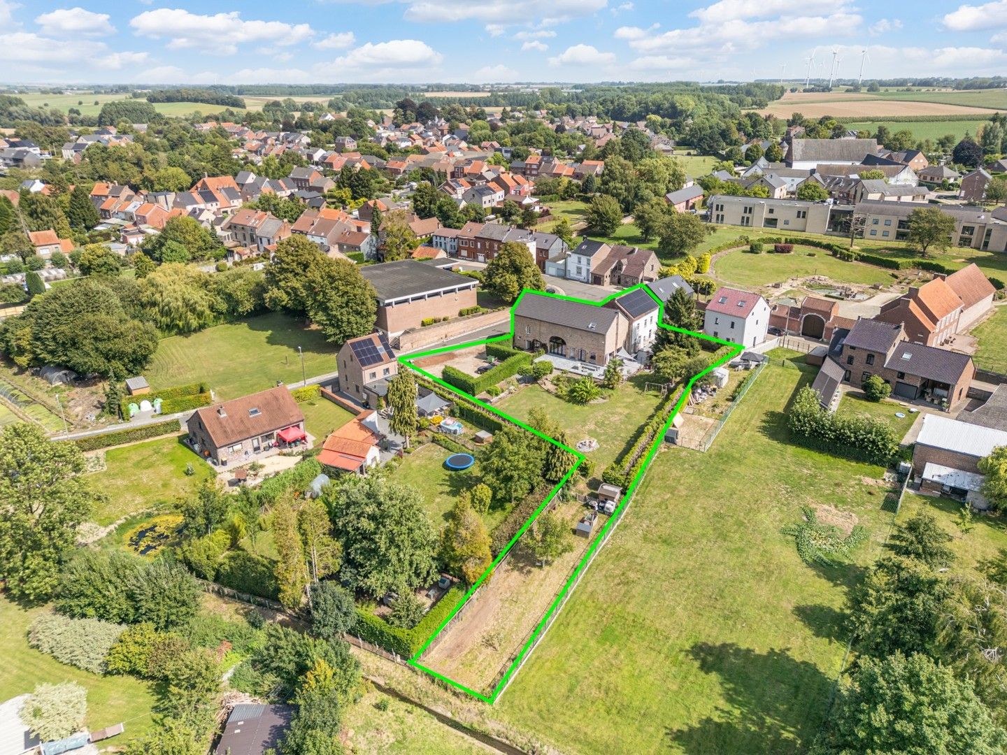 Stijlvolle gerenoveerde hoeve met 4 slaapkamers en kantoorruimte. foto 57