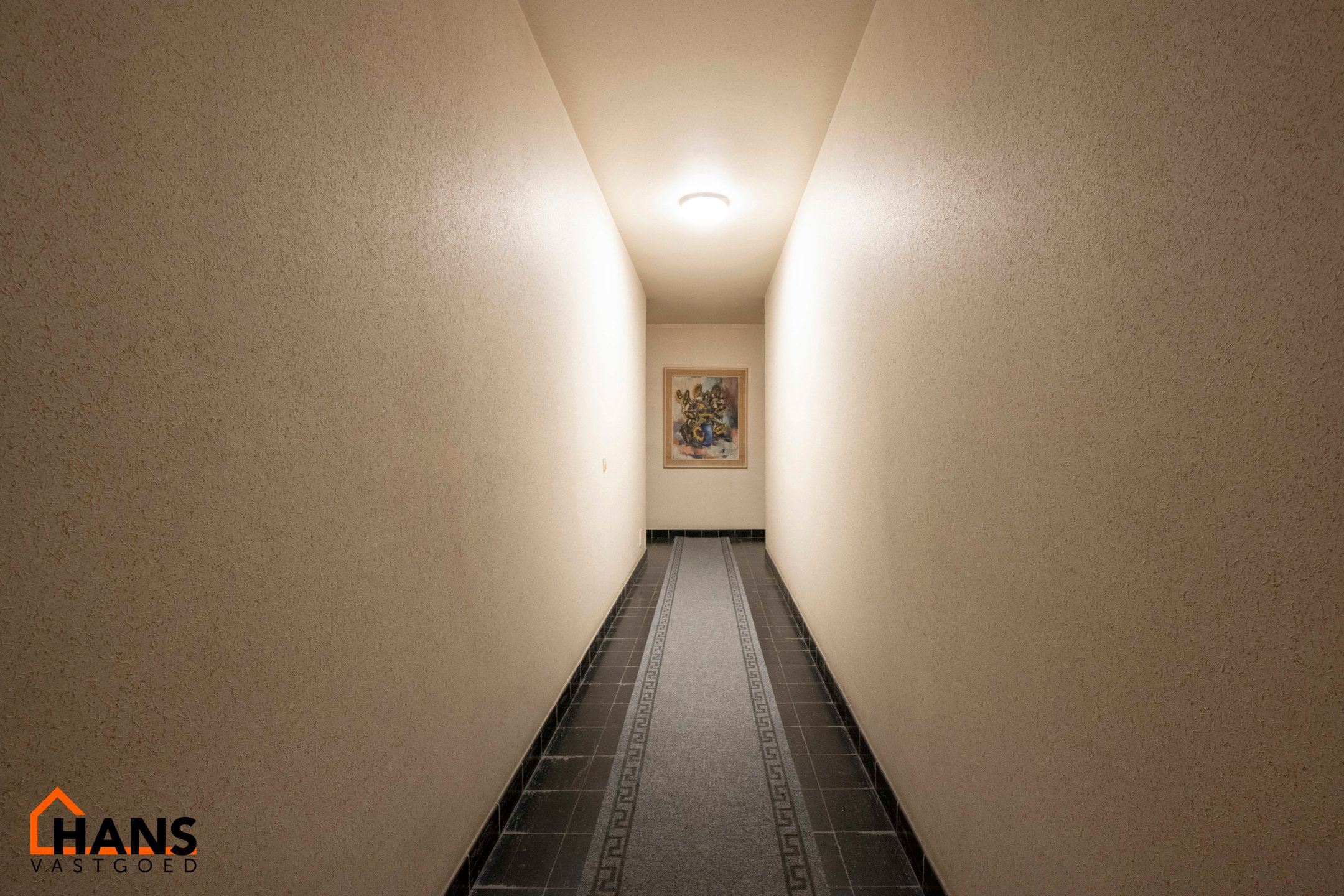 Riant appartement + staanplaats + kelder foto 17