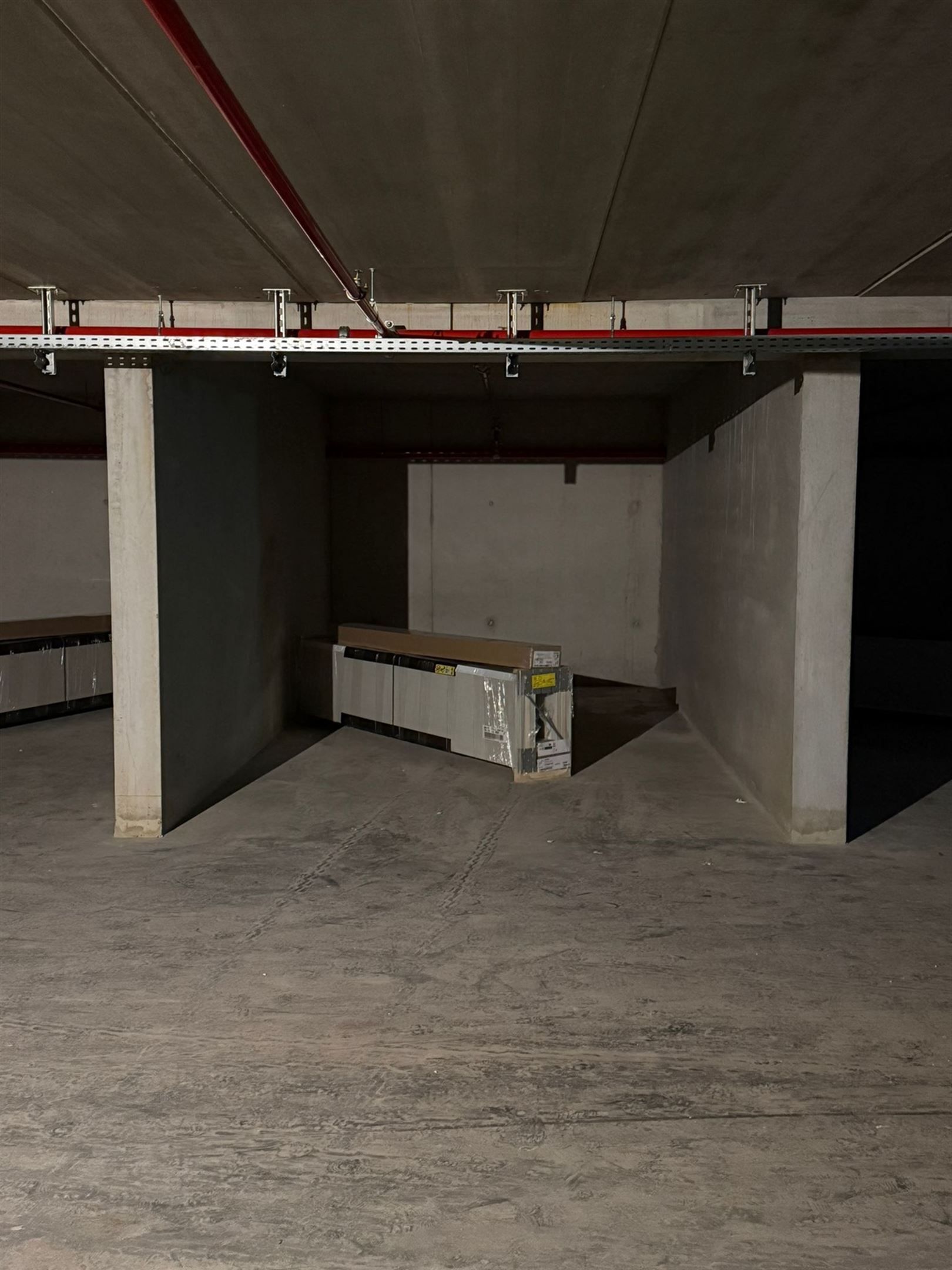 garage box foto {{pictureIndex}}