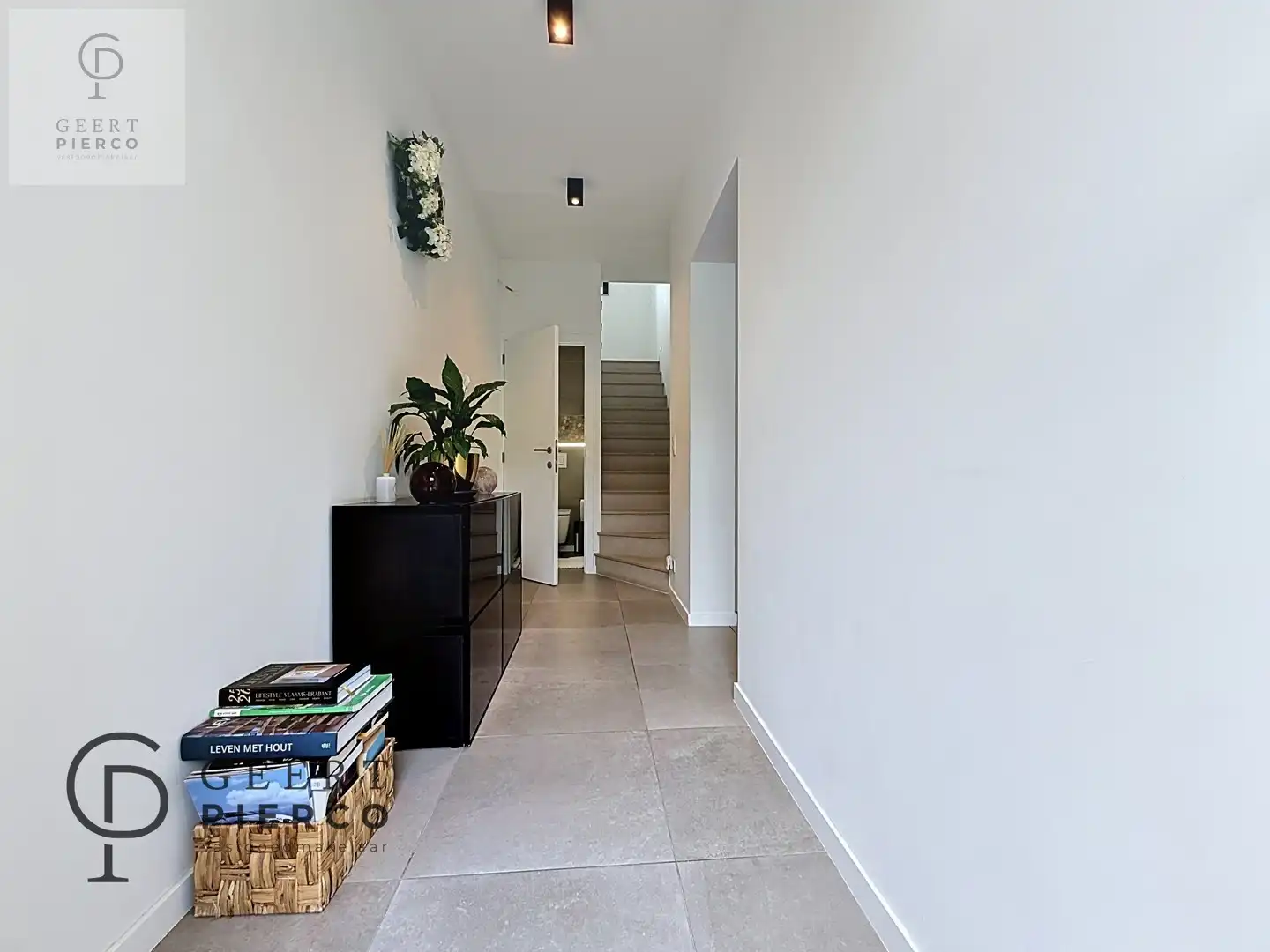 Ruimtelijke woning op een toplocatie foto {{pictureIndex}}