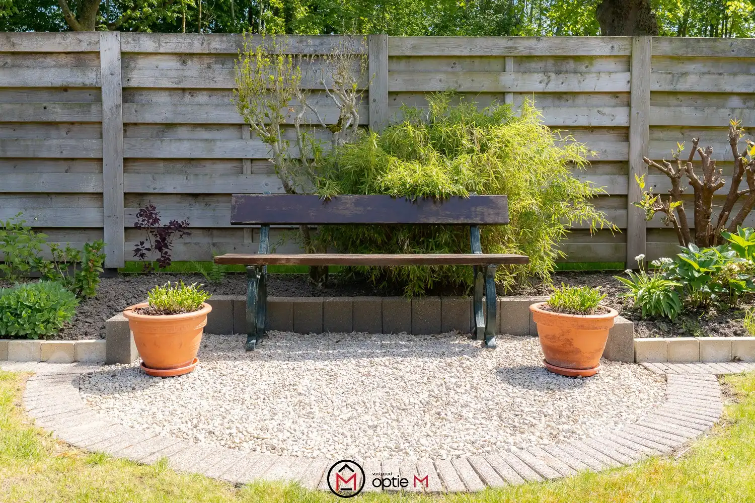 Instapklare woning te koop met mooie tuin in Stevoort foto 18