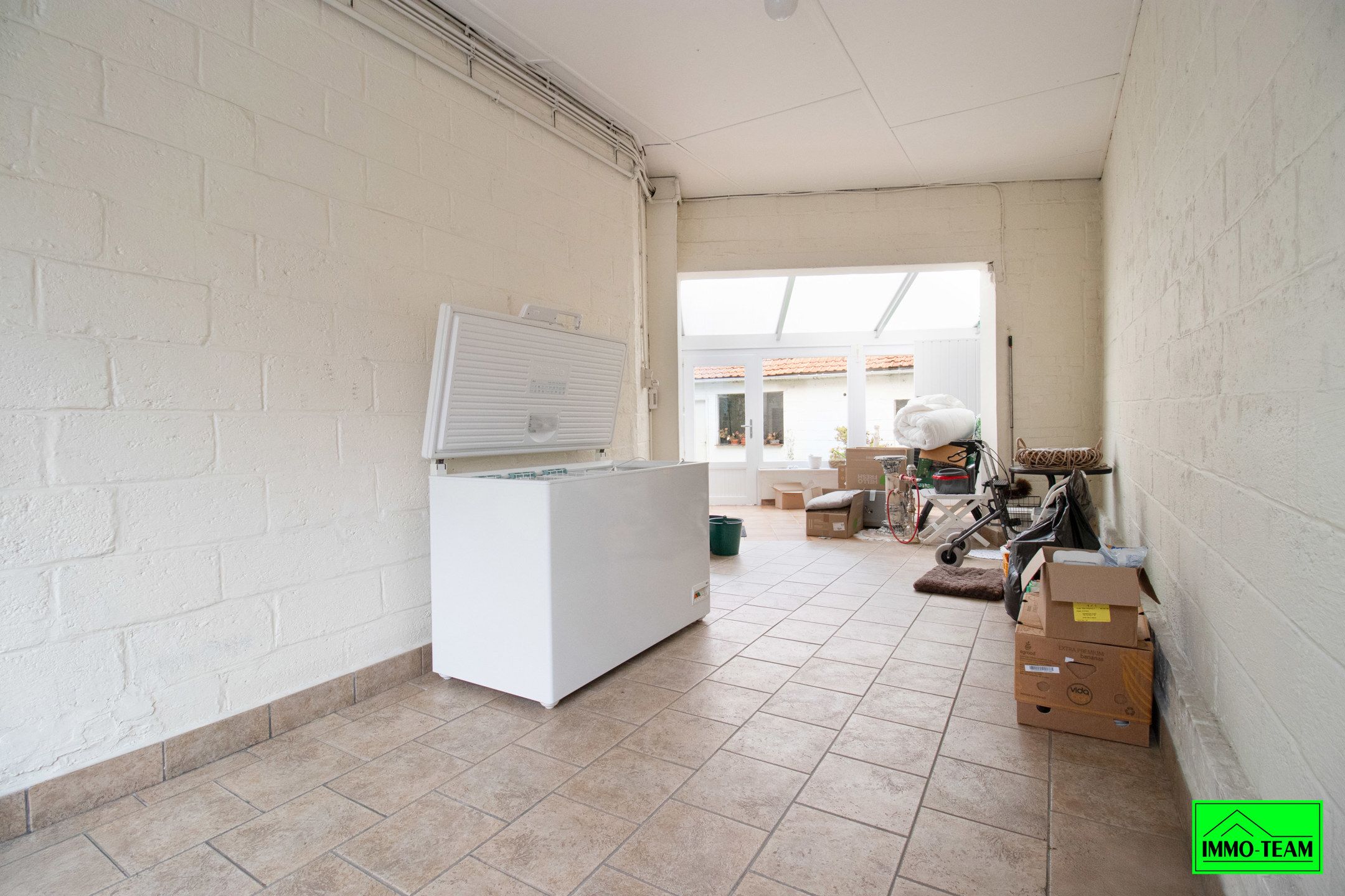 Ruime op te frissen 2-gevelwoning foto 9