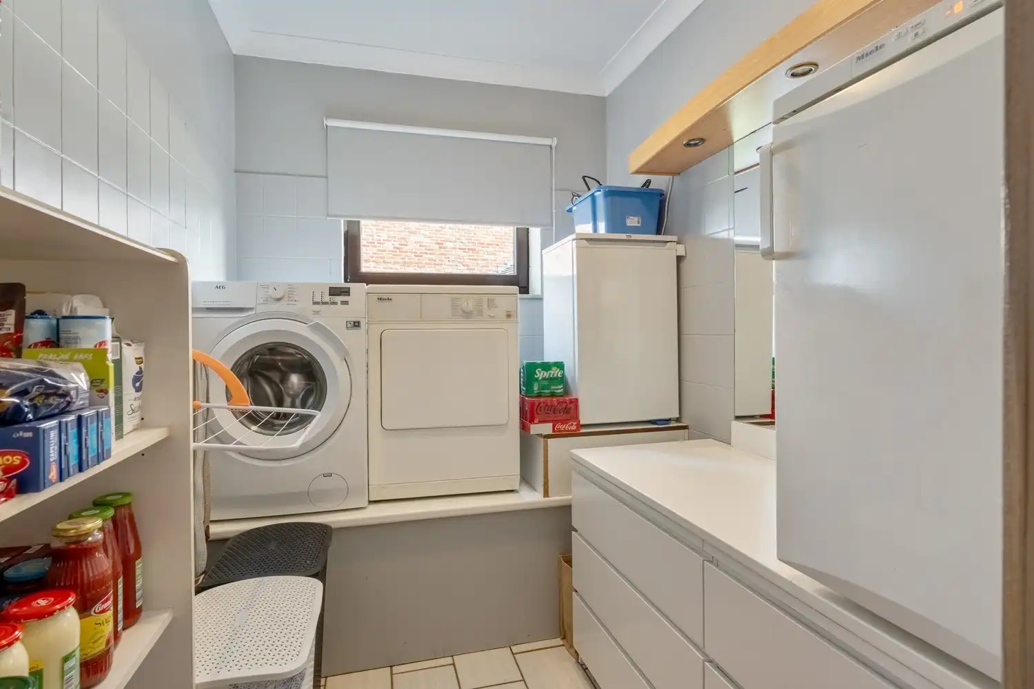 Rustig gelegen open bebouwing met 4 slaapkamers, ruime tuin en garage in Sint-Truiden. foto 10