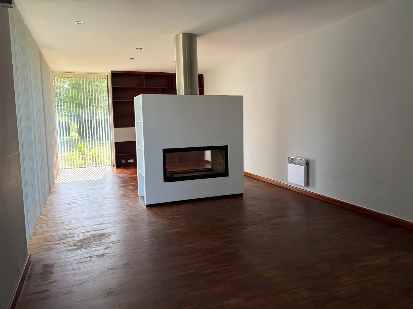 Prachtige, moderne villa gelegen op een groot perceel met prachtig uitzicht en stuk landbouwgrond foto 4