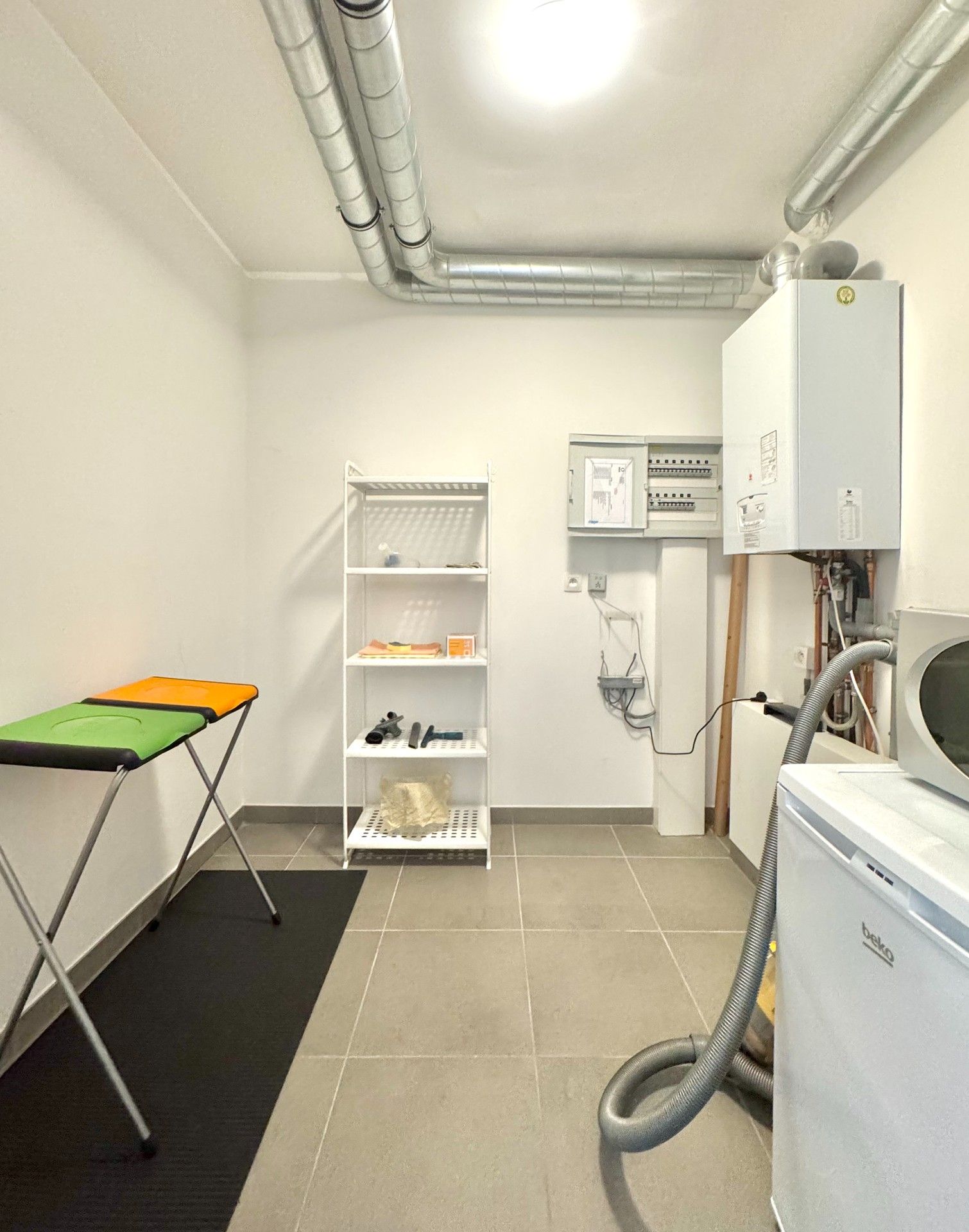 LICHTRIJK APPARTEMENT MET GROOT TERRAS EN PARKING - 125 M² foto 15