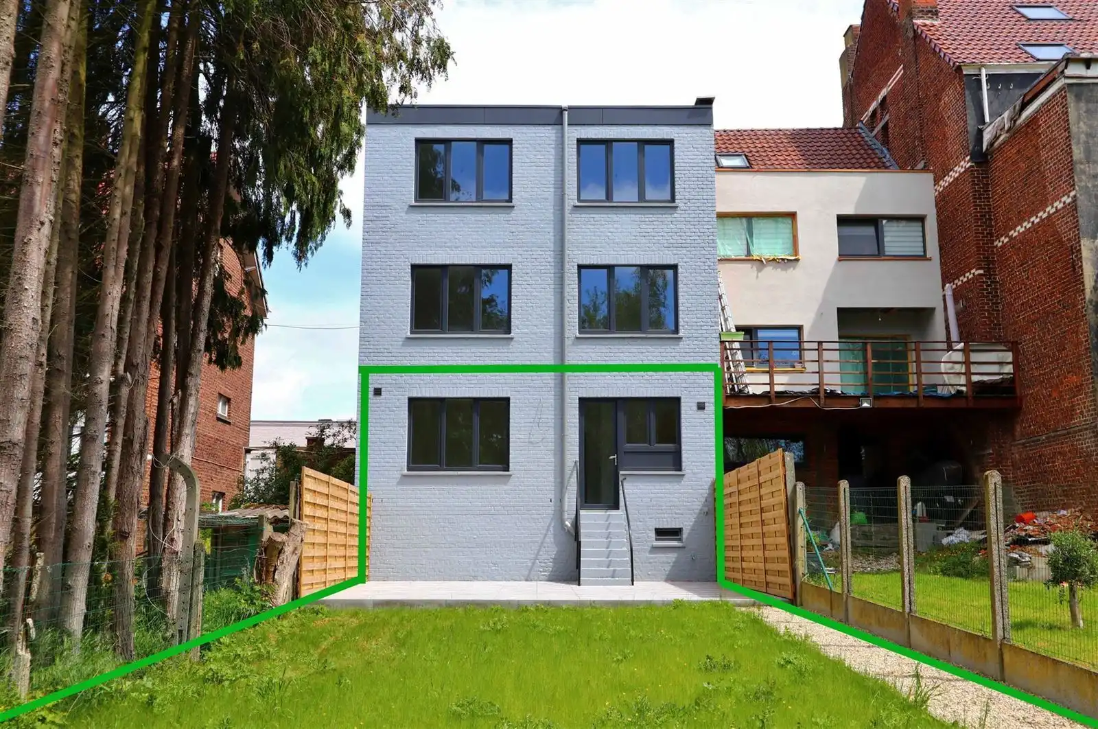  Gelijkvloers appartement met 1 slaapkamer & tuin  foto {{pictureIndex}}