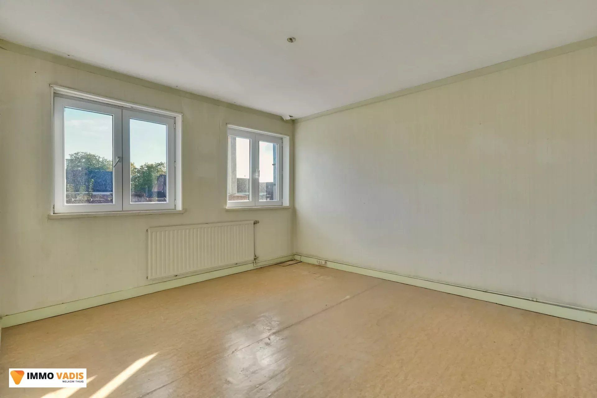 Woning met drie slaapkamers en dubbele garage foto 7