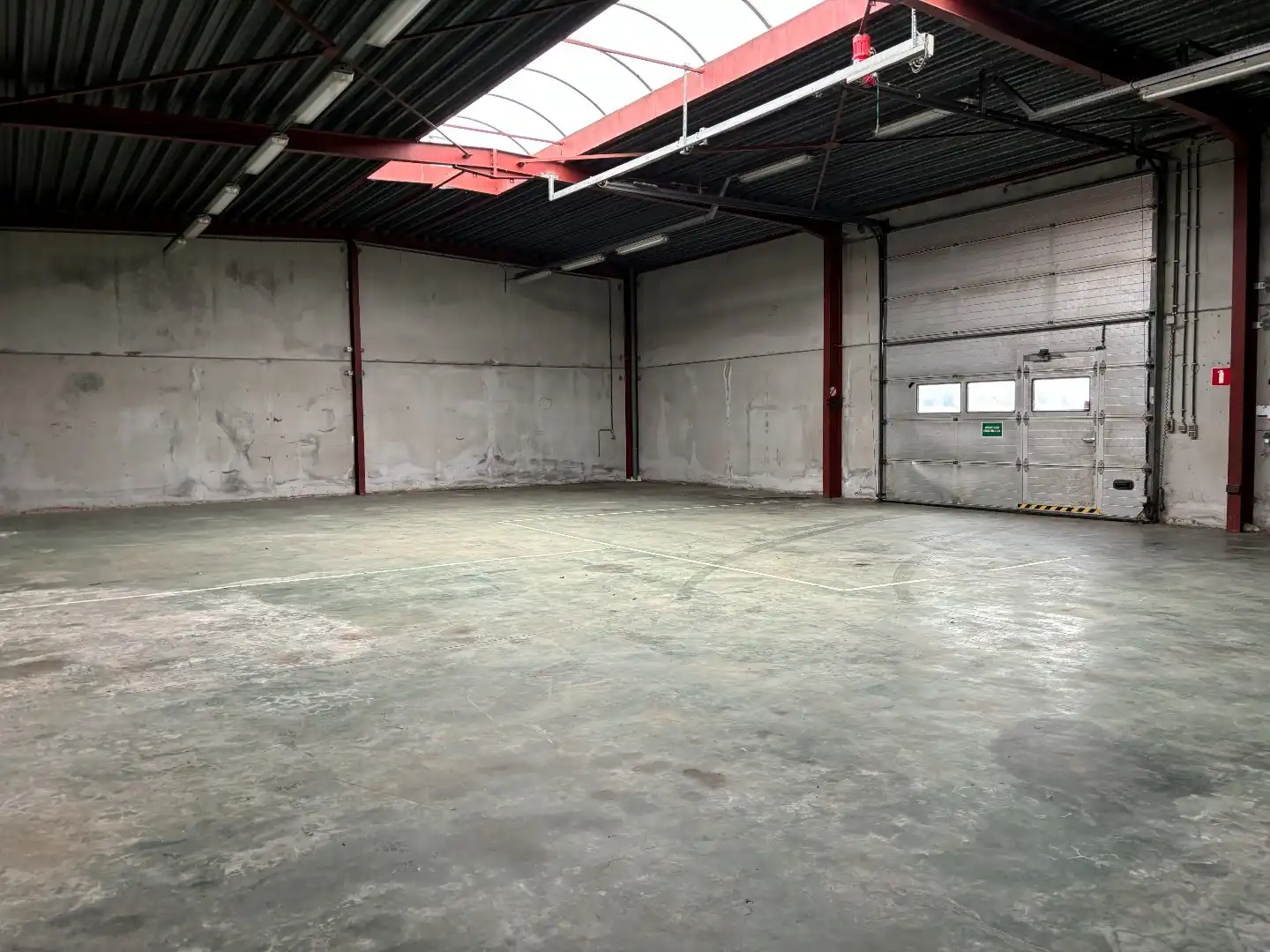 Opslagruimte te huur in Koekelare foto 8