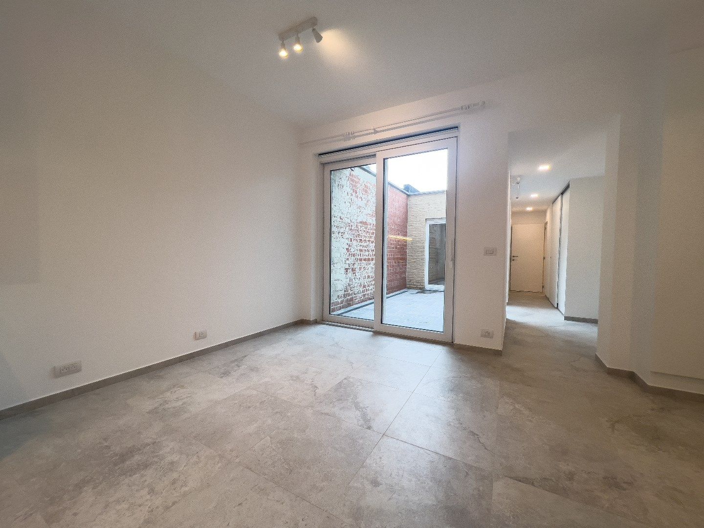 Nieuw appartement met inpandige garage gelegen op wandelafstand van het centrum, Zeedijk en C. C. Scharpoord foto 7