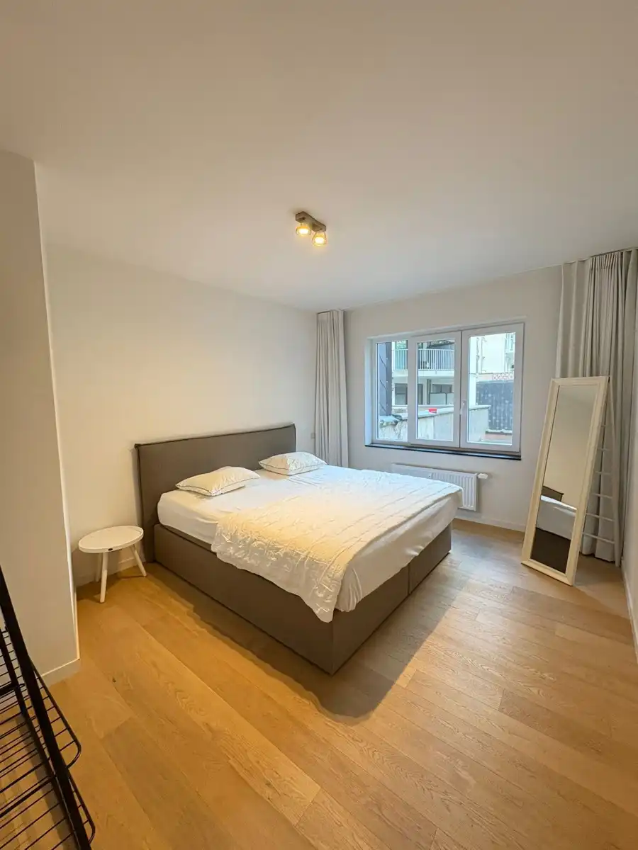 Instapklaar luxe-appartement in hartje Oostende foto 4